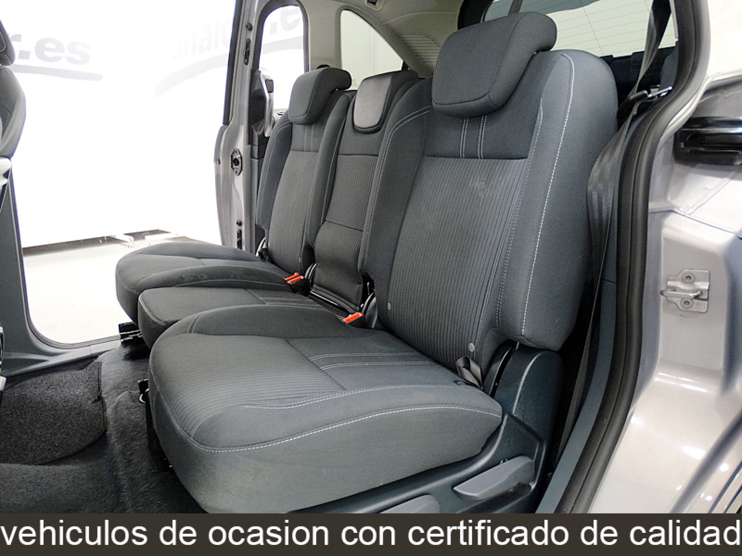 Foto Ford Grand C-Max 20