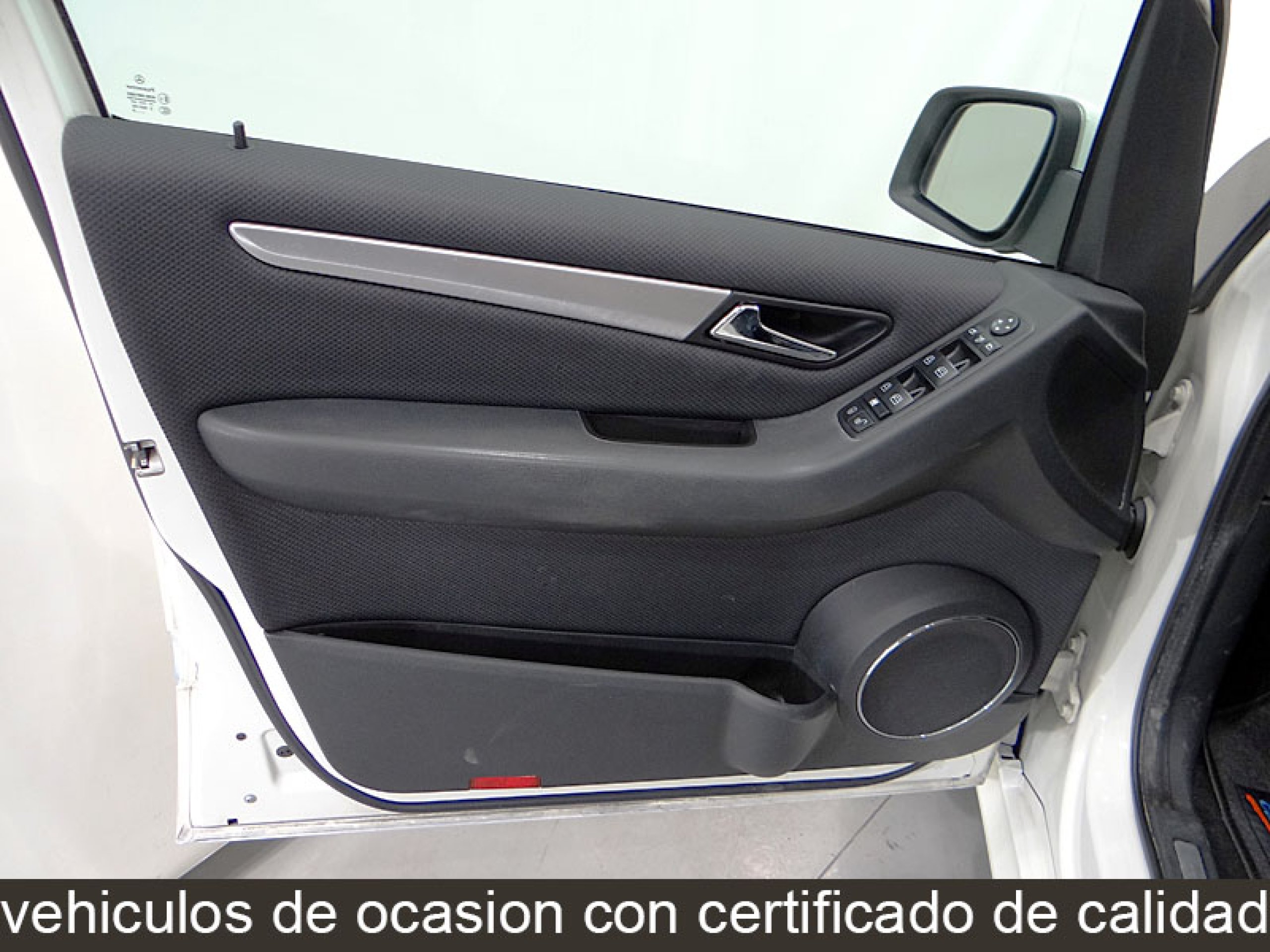 Foto Mercedes-Benz B 160 25