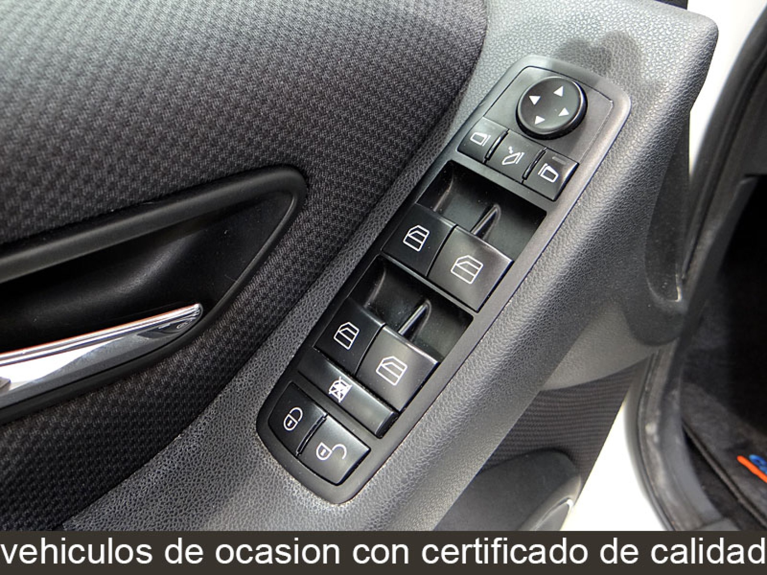 Foto Mercedes-Benz B 160 32