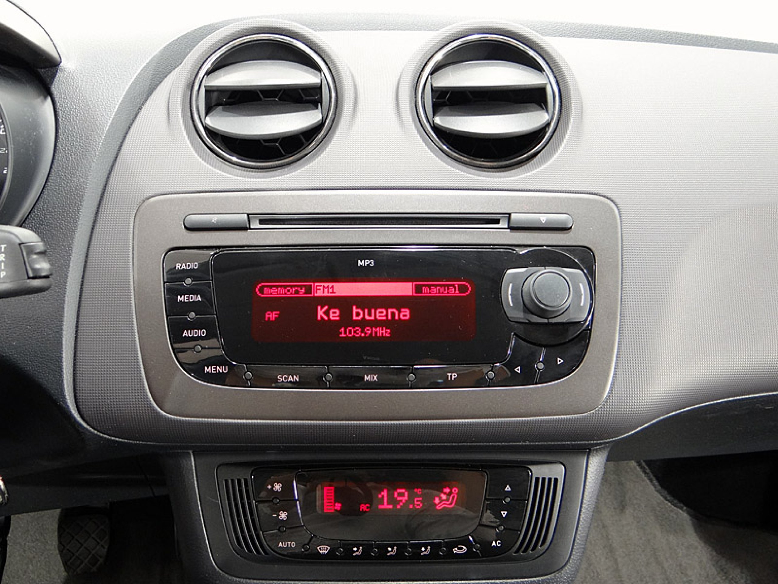 Foto Seat Ibiza 33