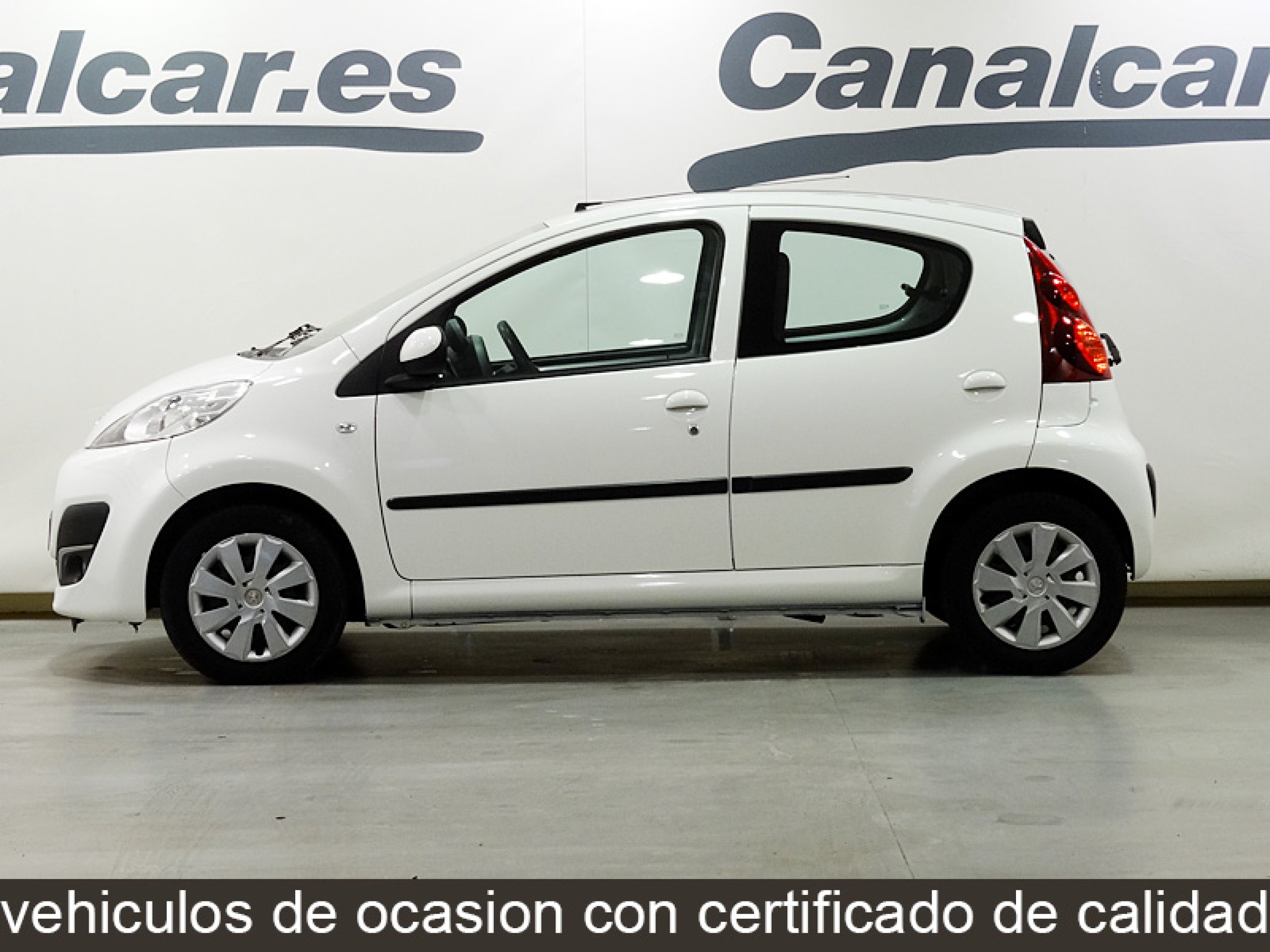 Foto Peugeot 107 9