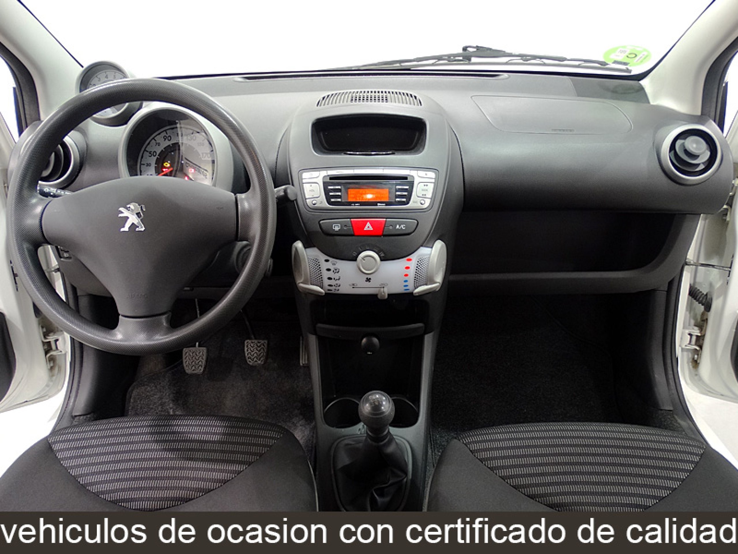 Foto Peugeot 107 21