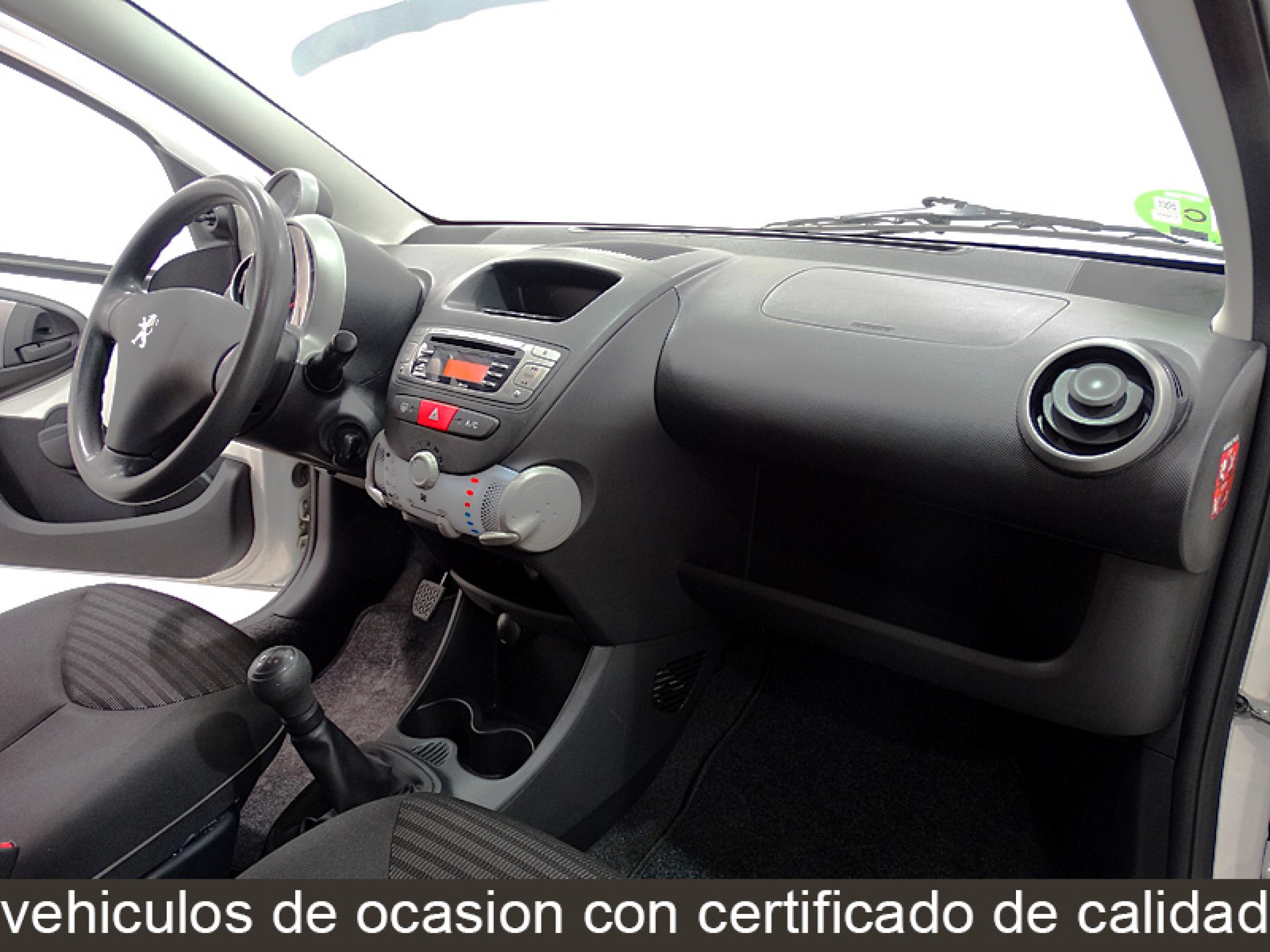 Foto Peugeot 107 22