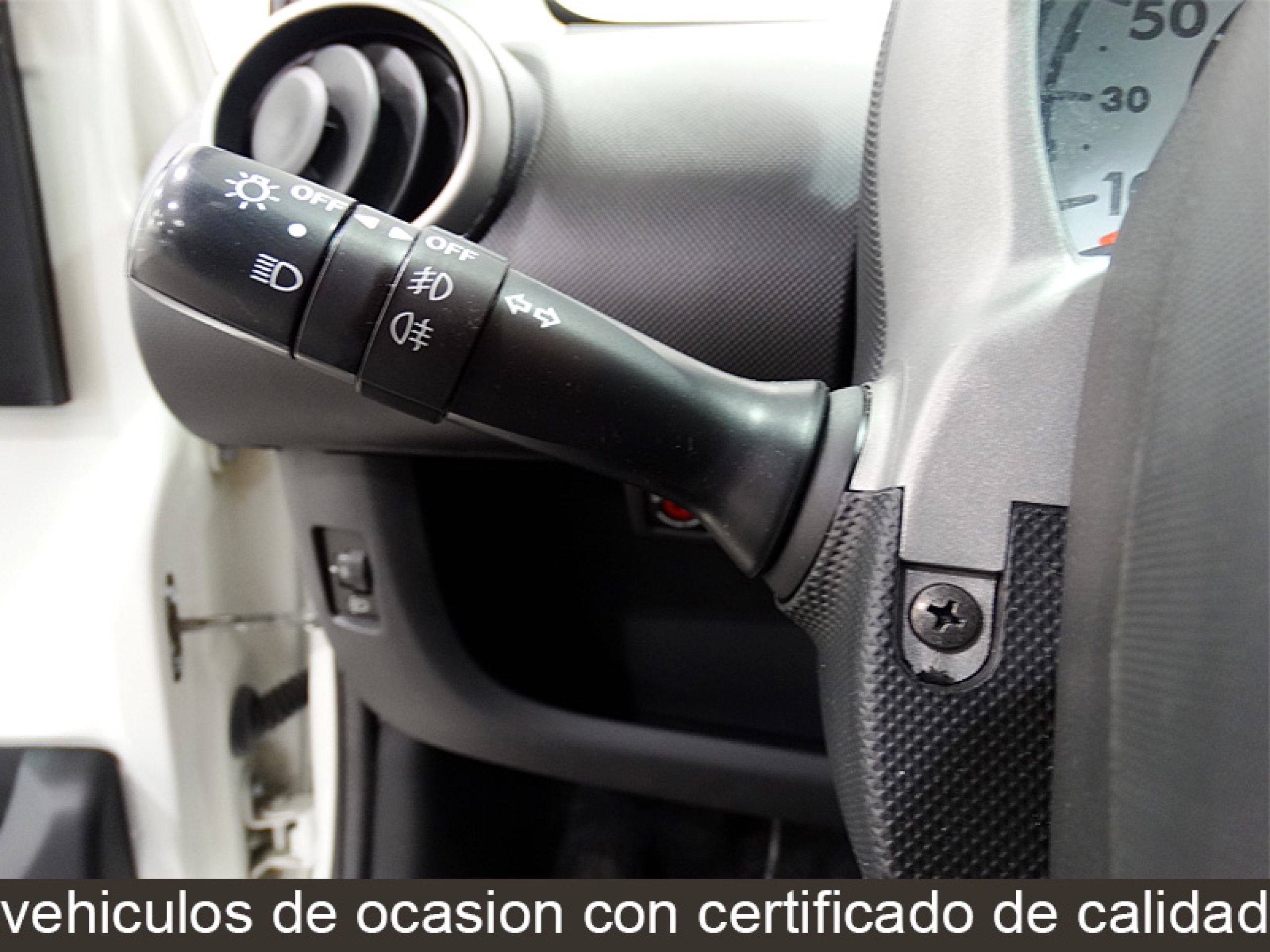 Foto Peugeot 107 28