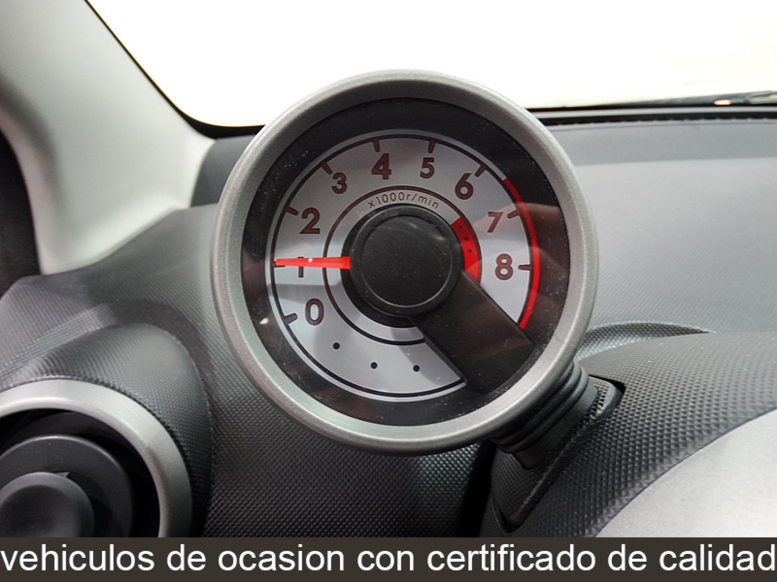 Foto Peugeot 107 31