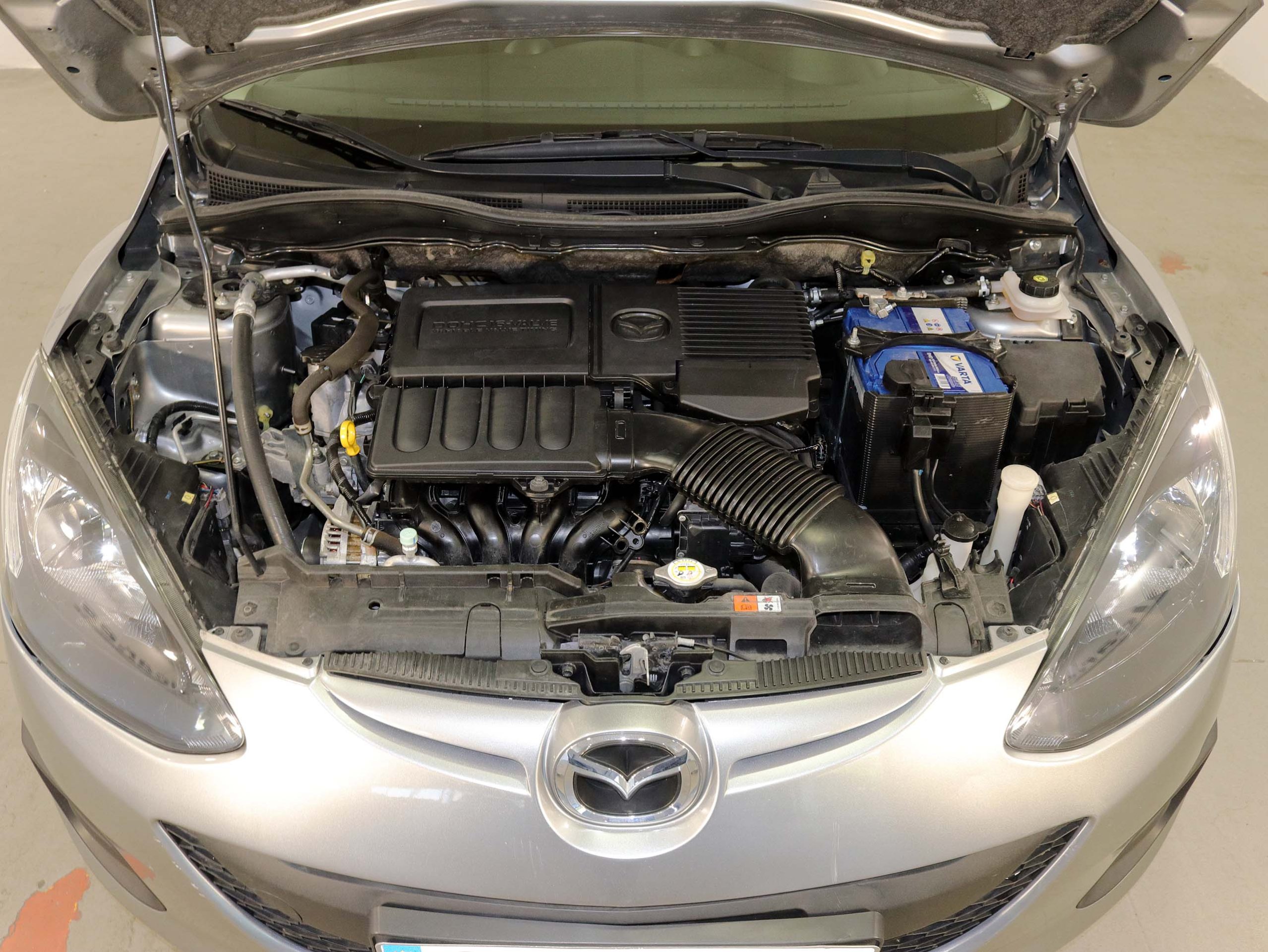 Foto Mazda 2 9