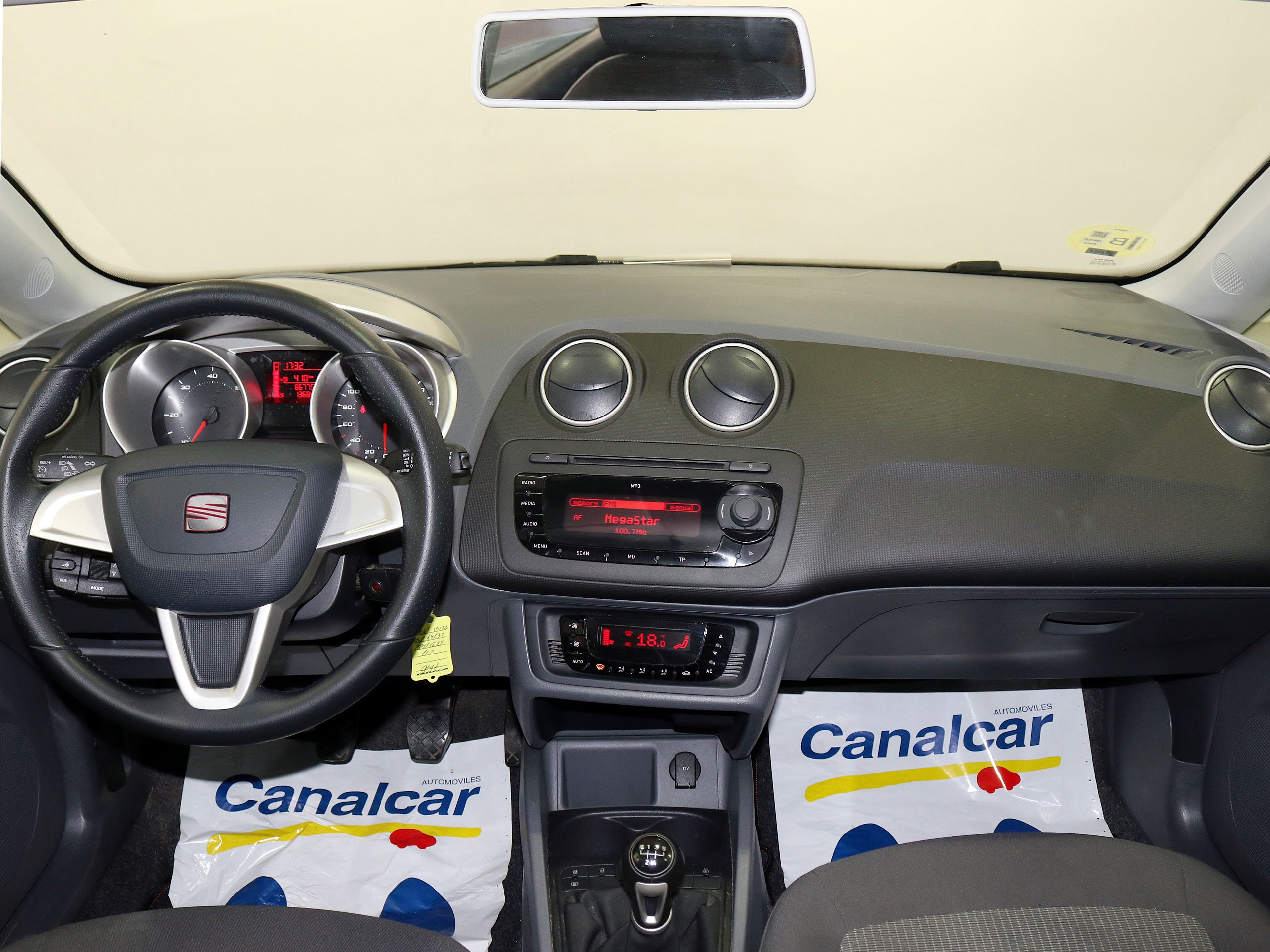 Foto Seat Ibiza 15