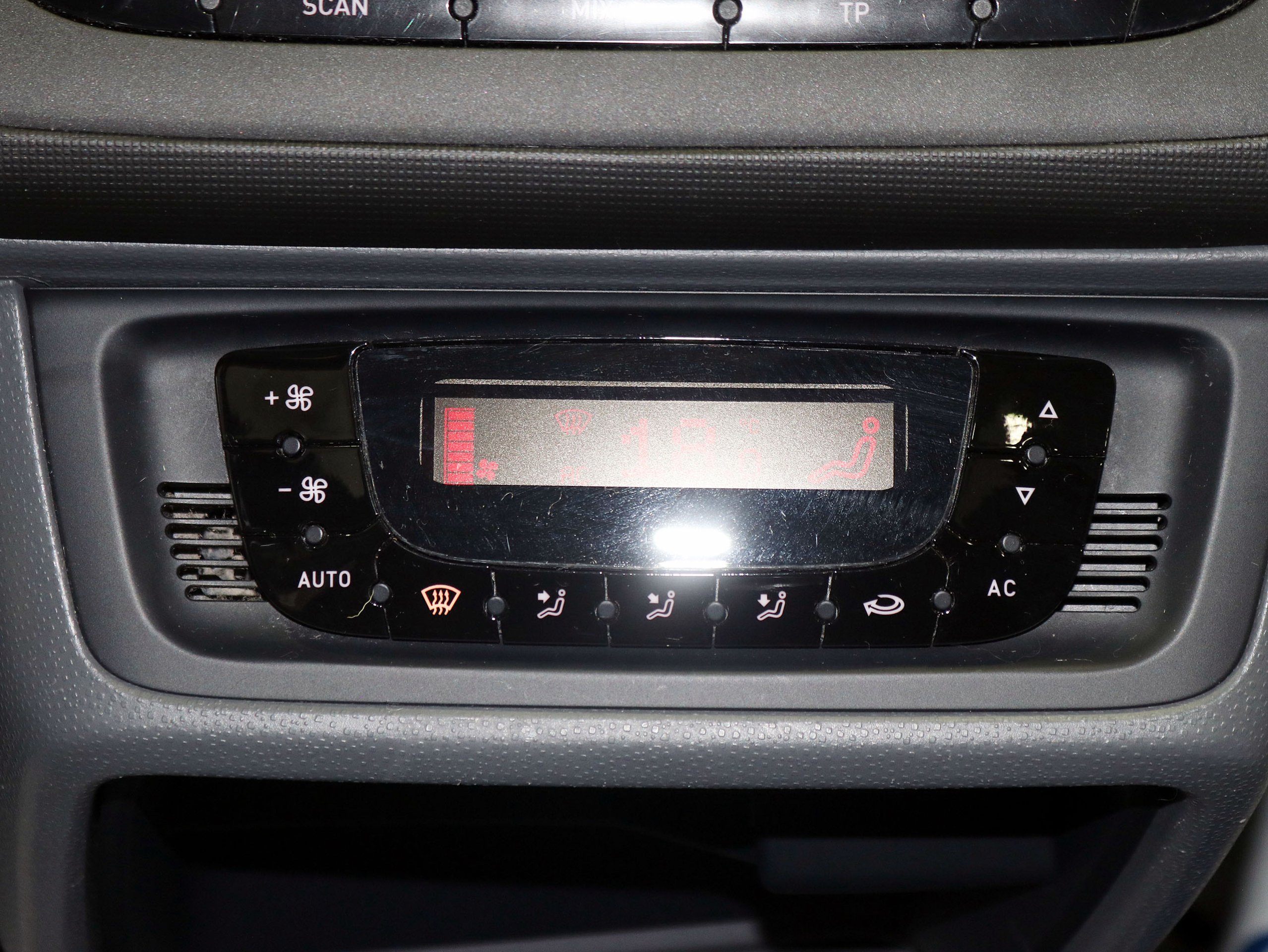 Foto Seat Ibiza 18