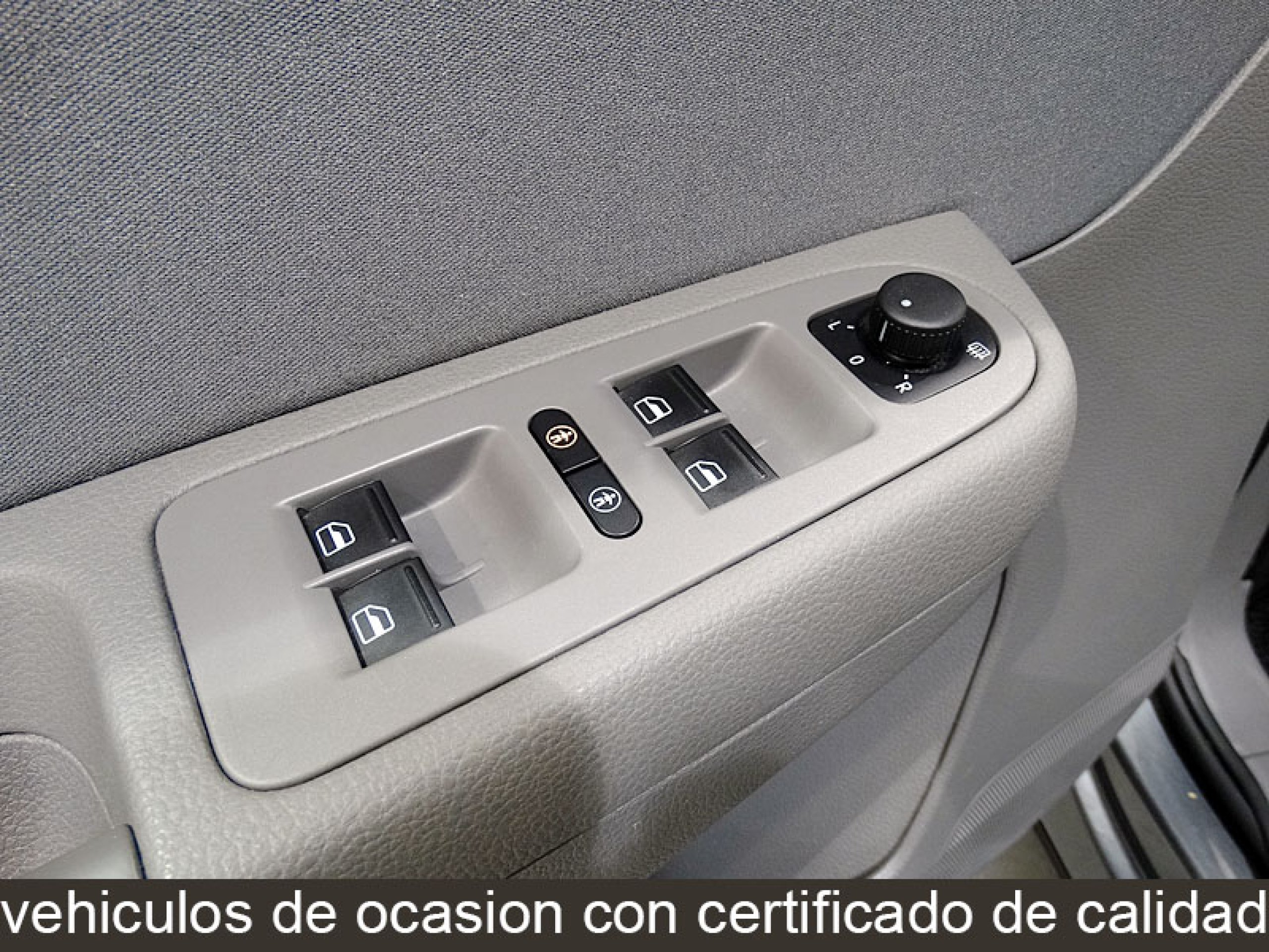 Foto Seat Alhambra 25