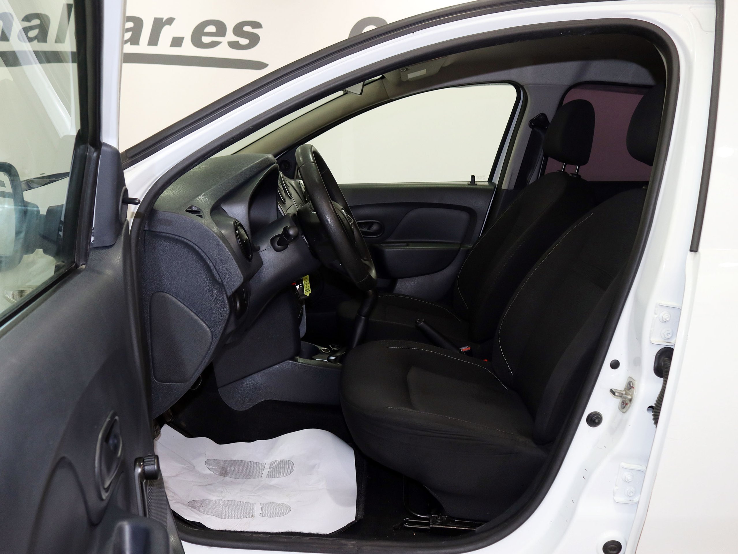 Foto Dacia Sandero 13