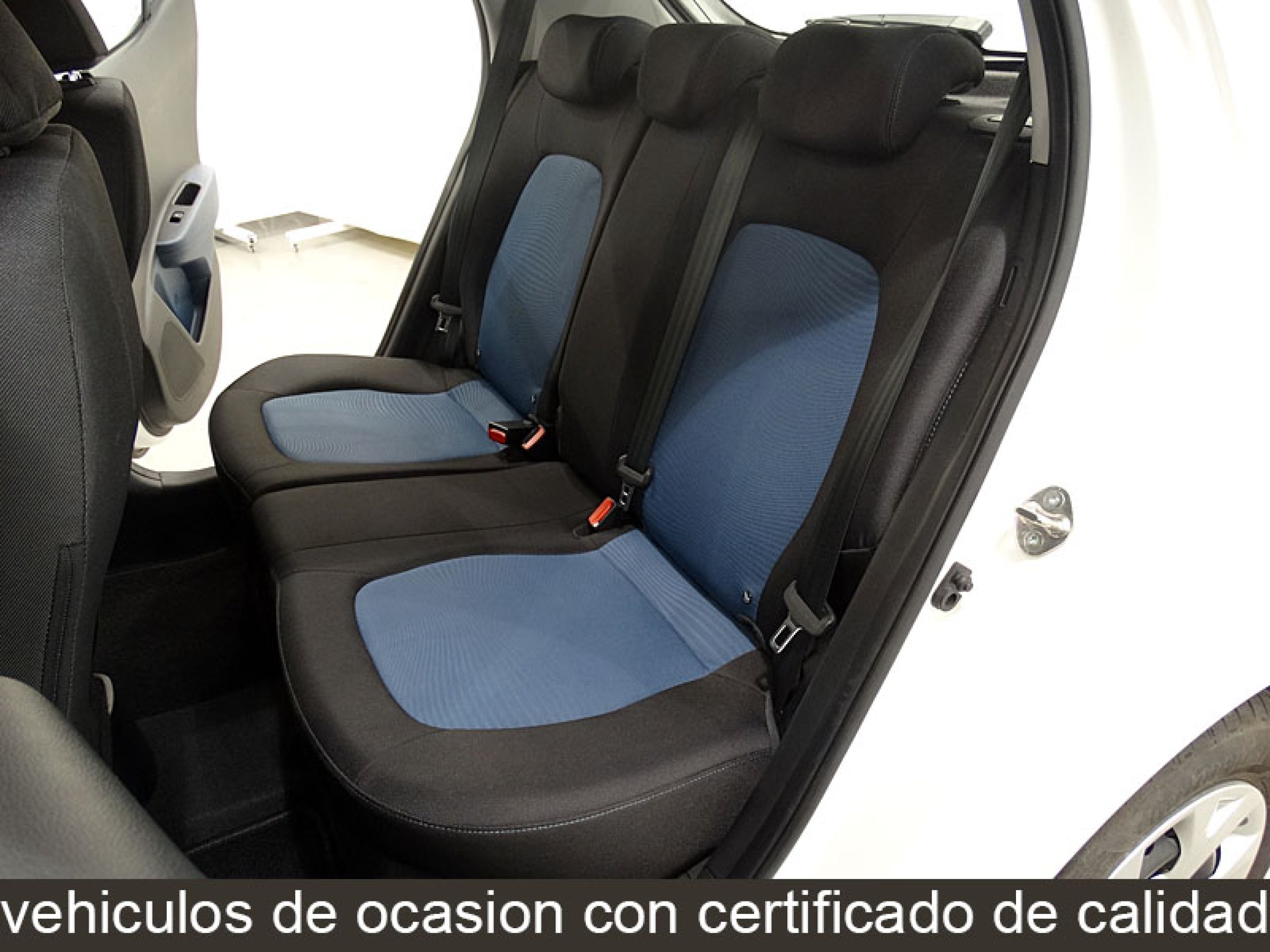 Foto Hyundai i10 15