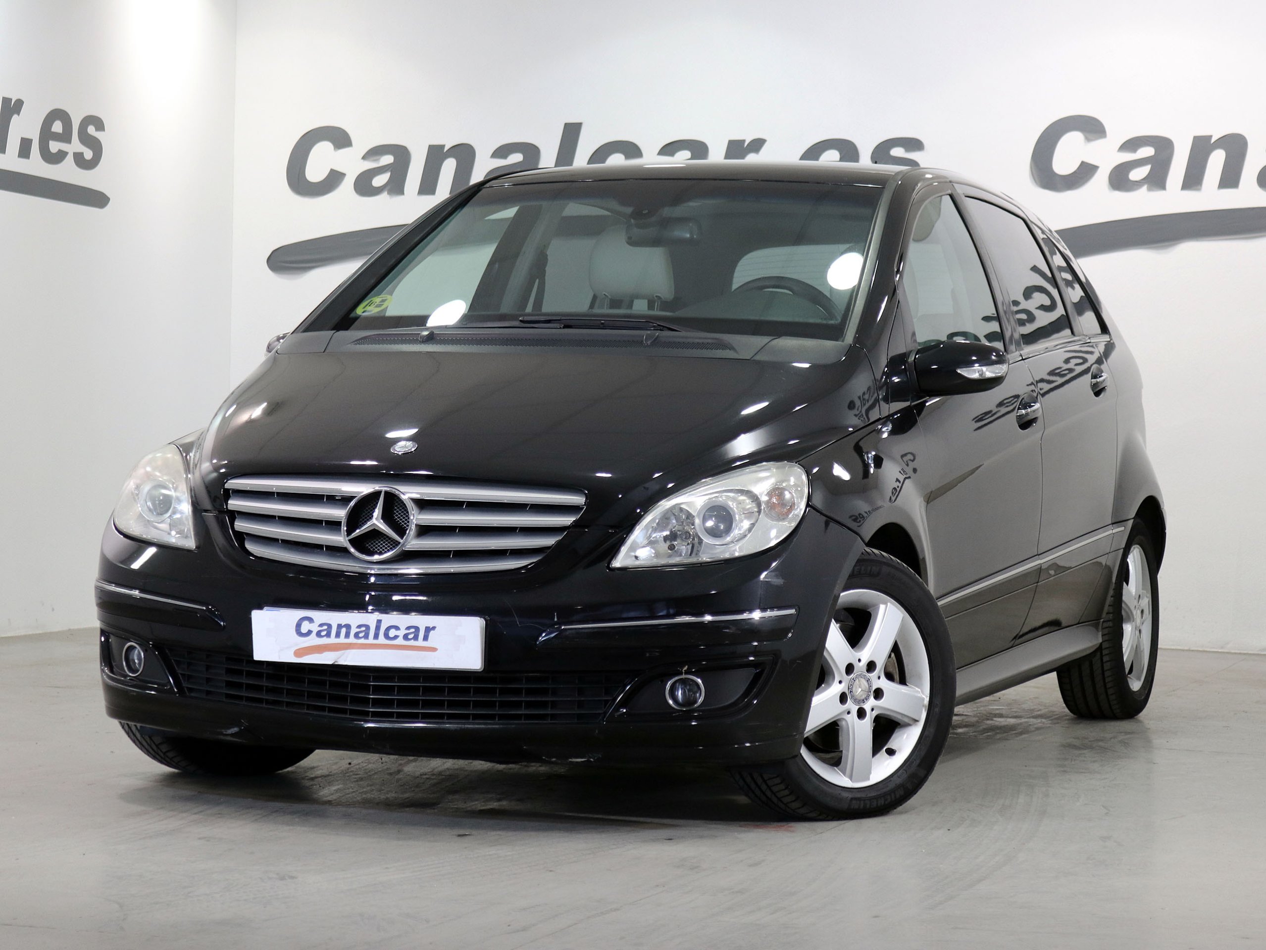 Foto Mercedes-Benz B 200 1