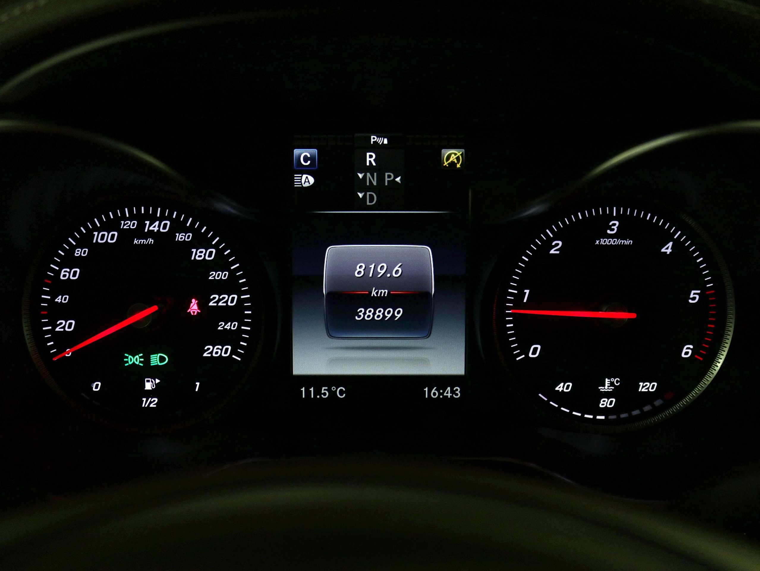 Foto Mercedes-Benz GLC 220 18