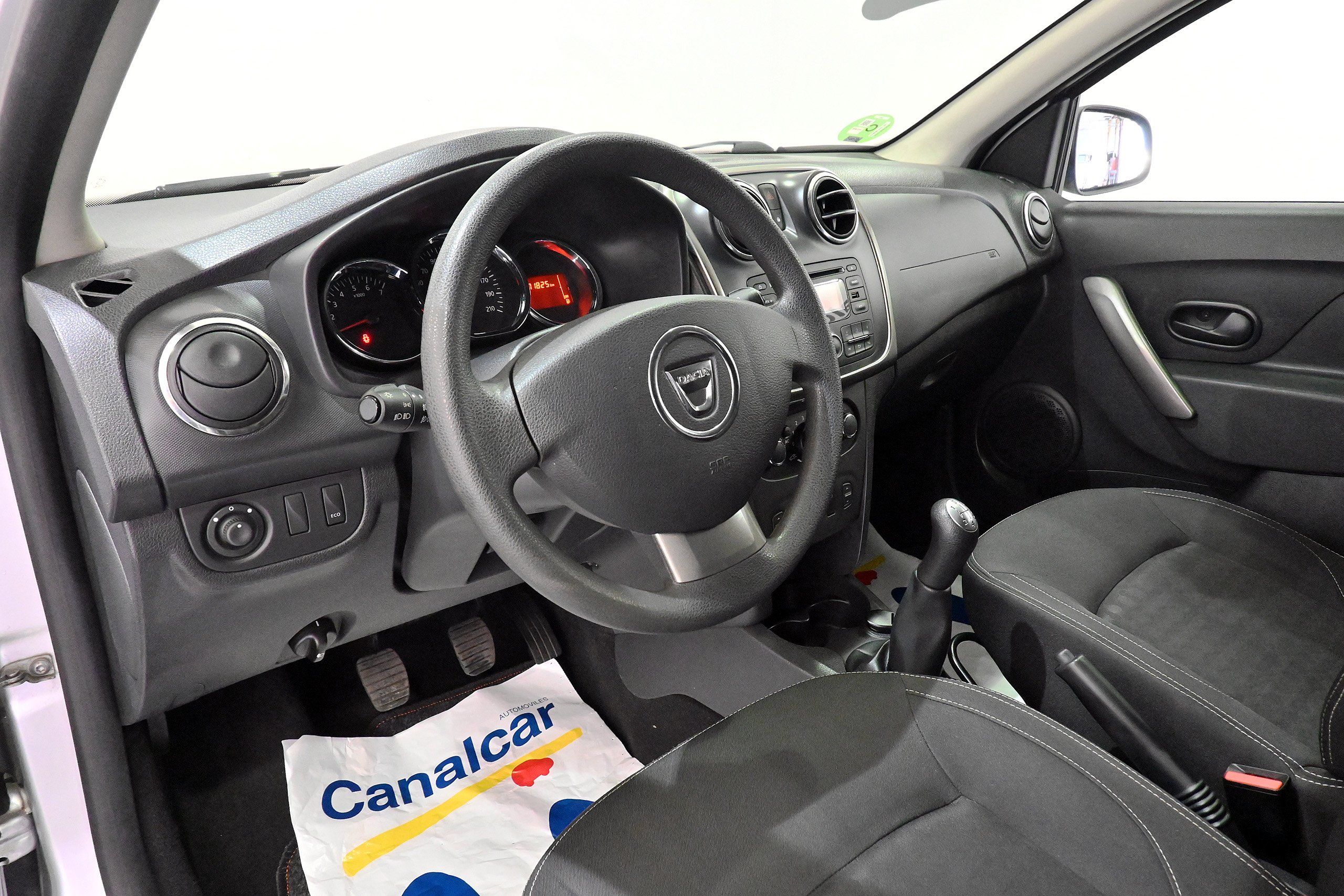 Foto Dacia Sandero 13