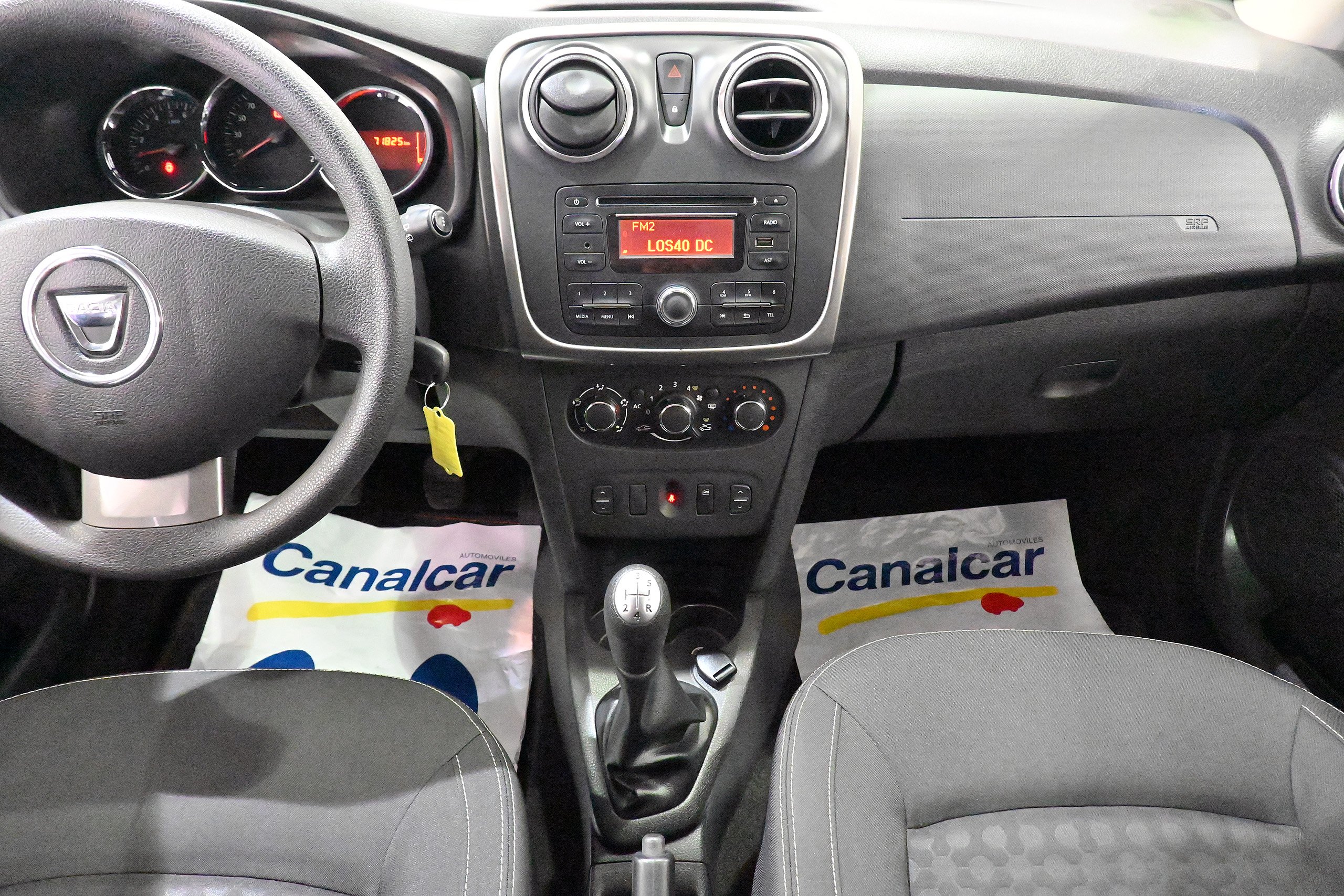 Foto Dacia Sandero 16