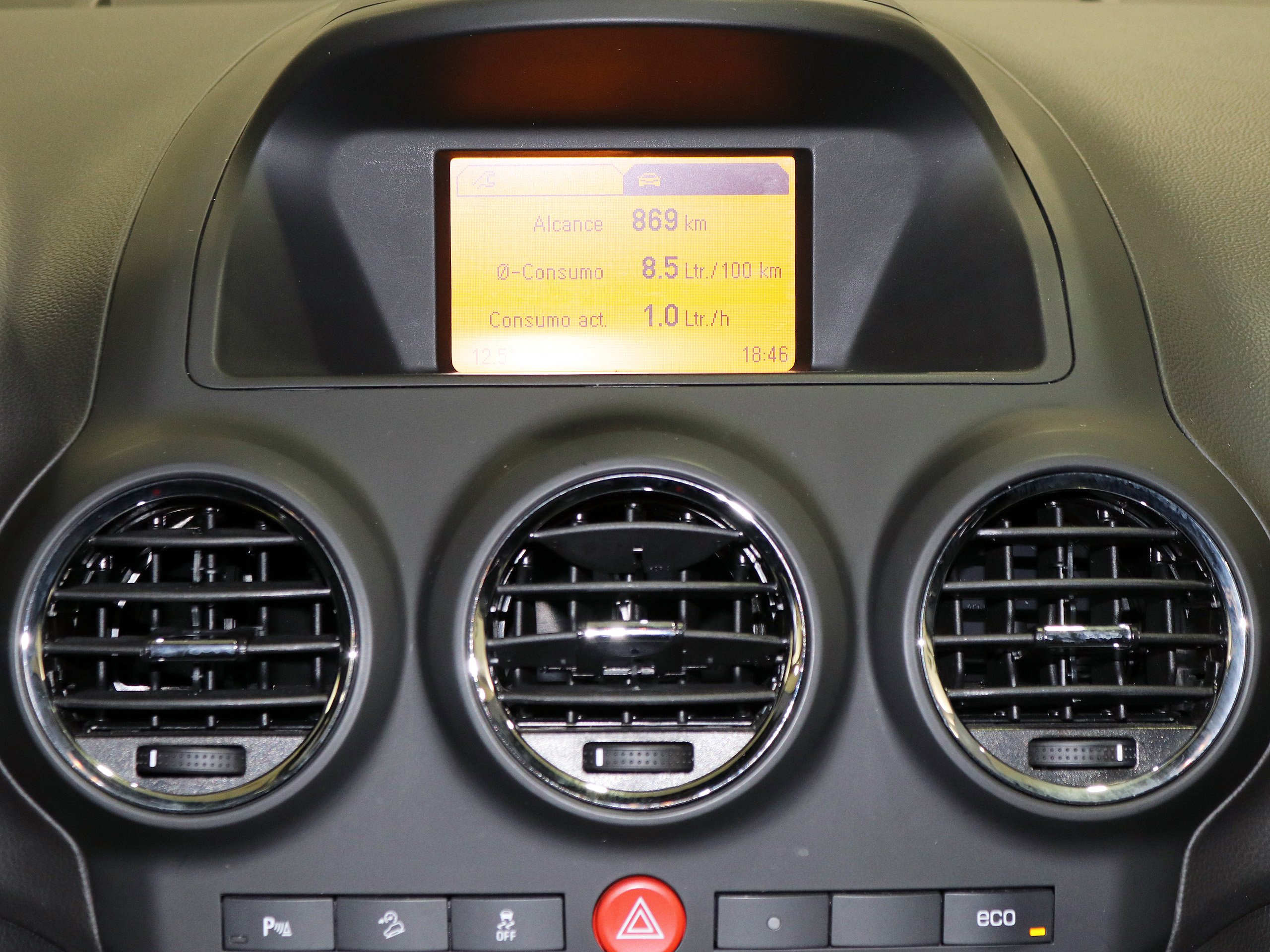 Foto Opel Antara 23