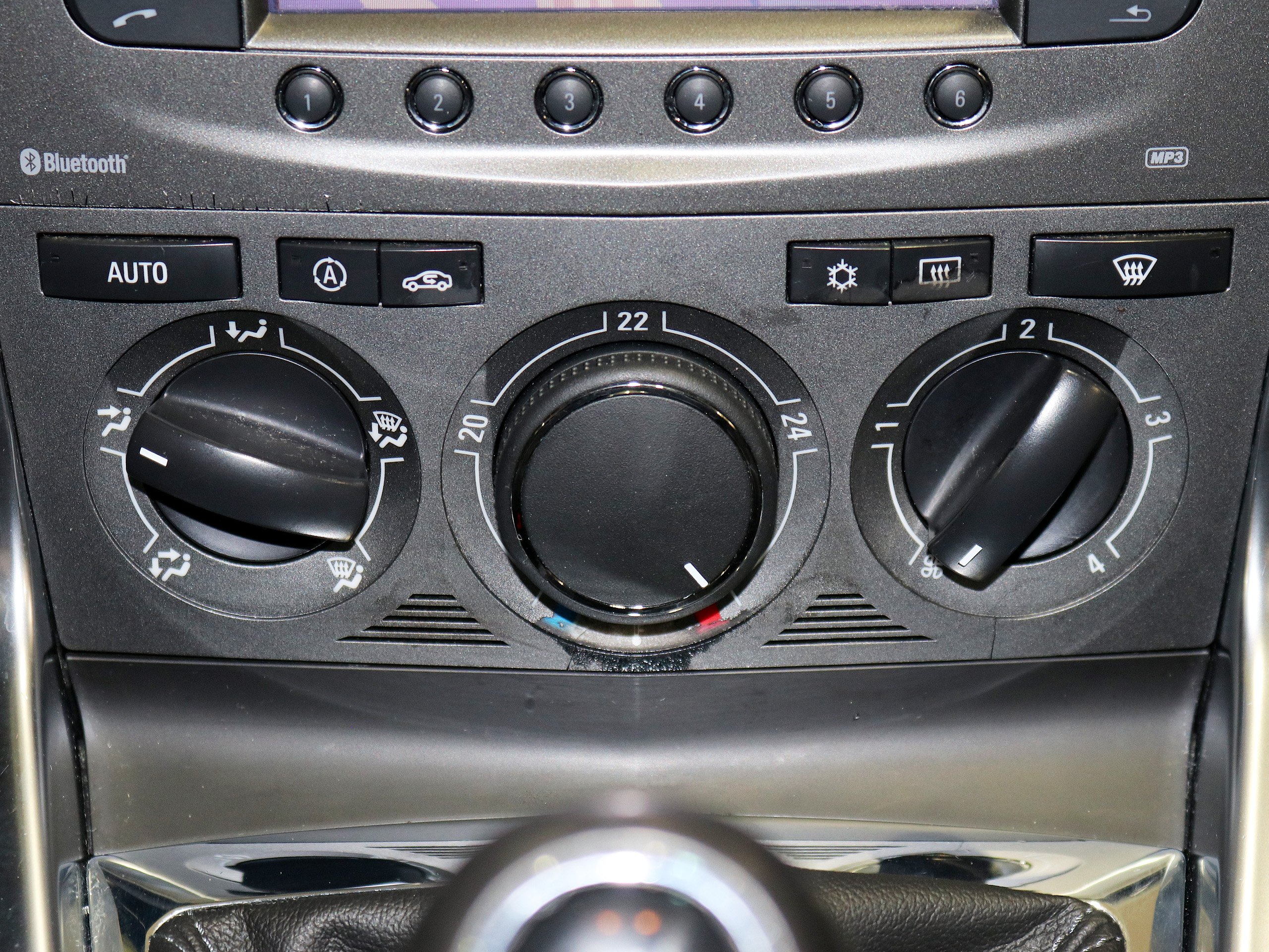 Foto Opel Antara 25