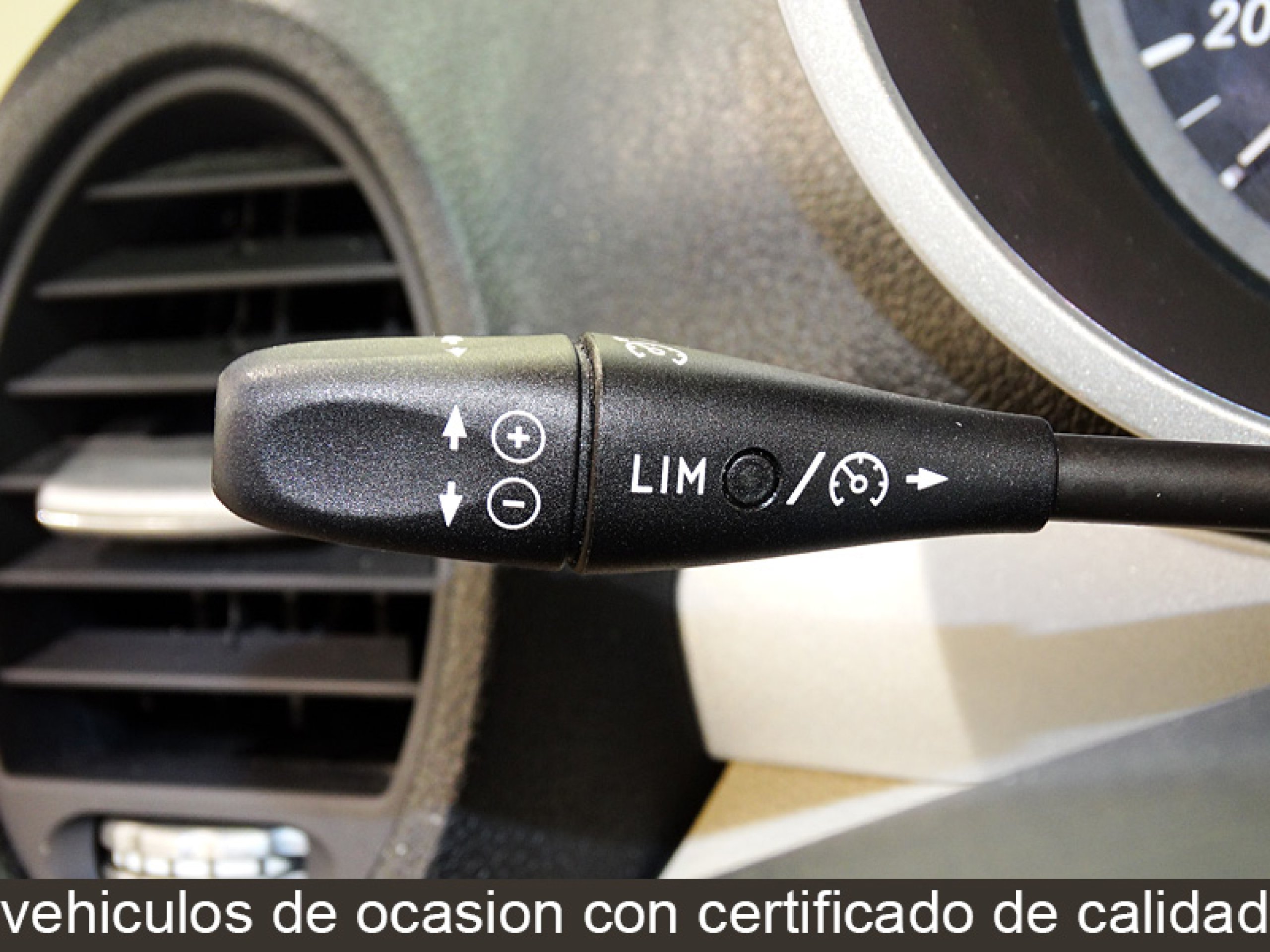 Foto Mercedes-Benz SLK 200 32