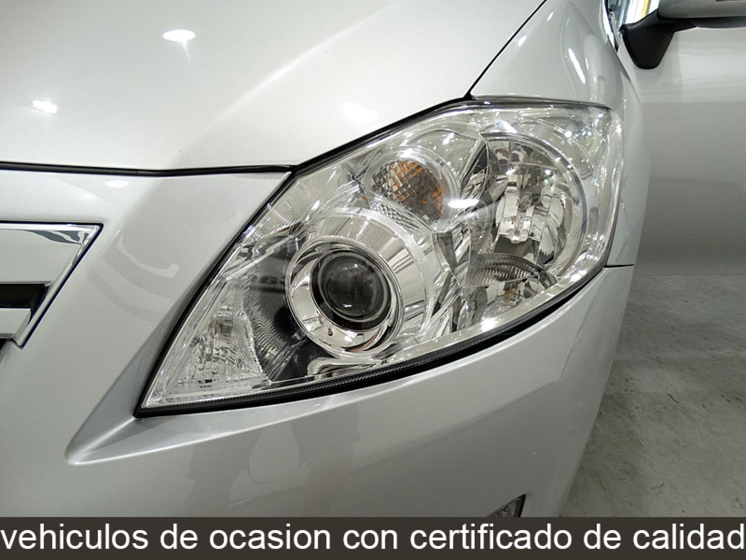 Foto Toyota Auris 13