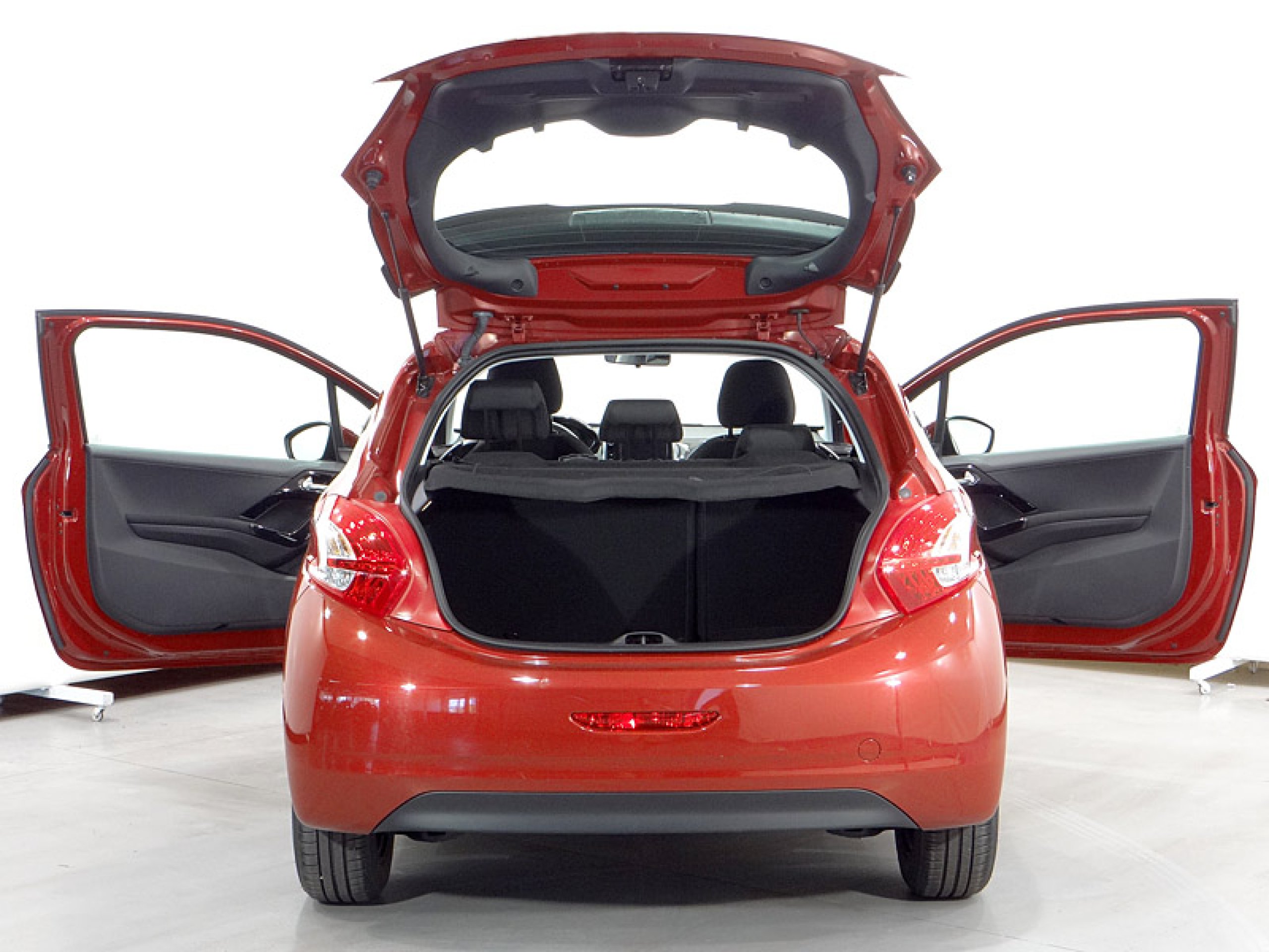 Foto Peugeot 208 10