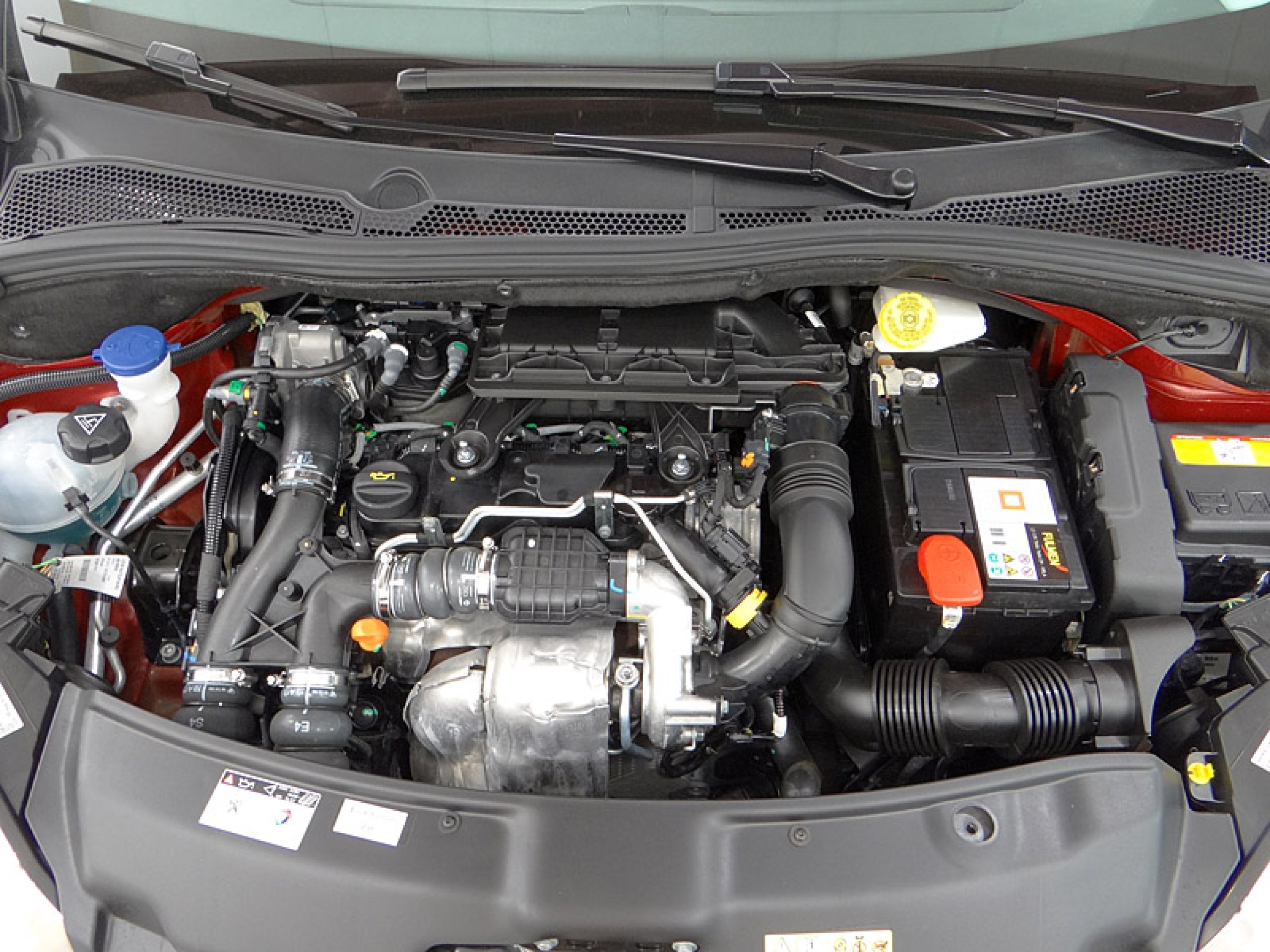 Foto Peugeot 208 19