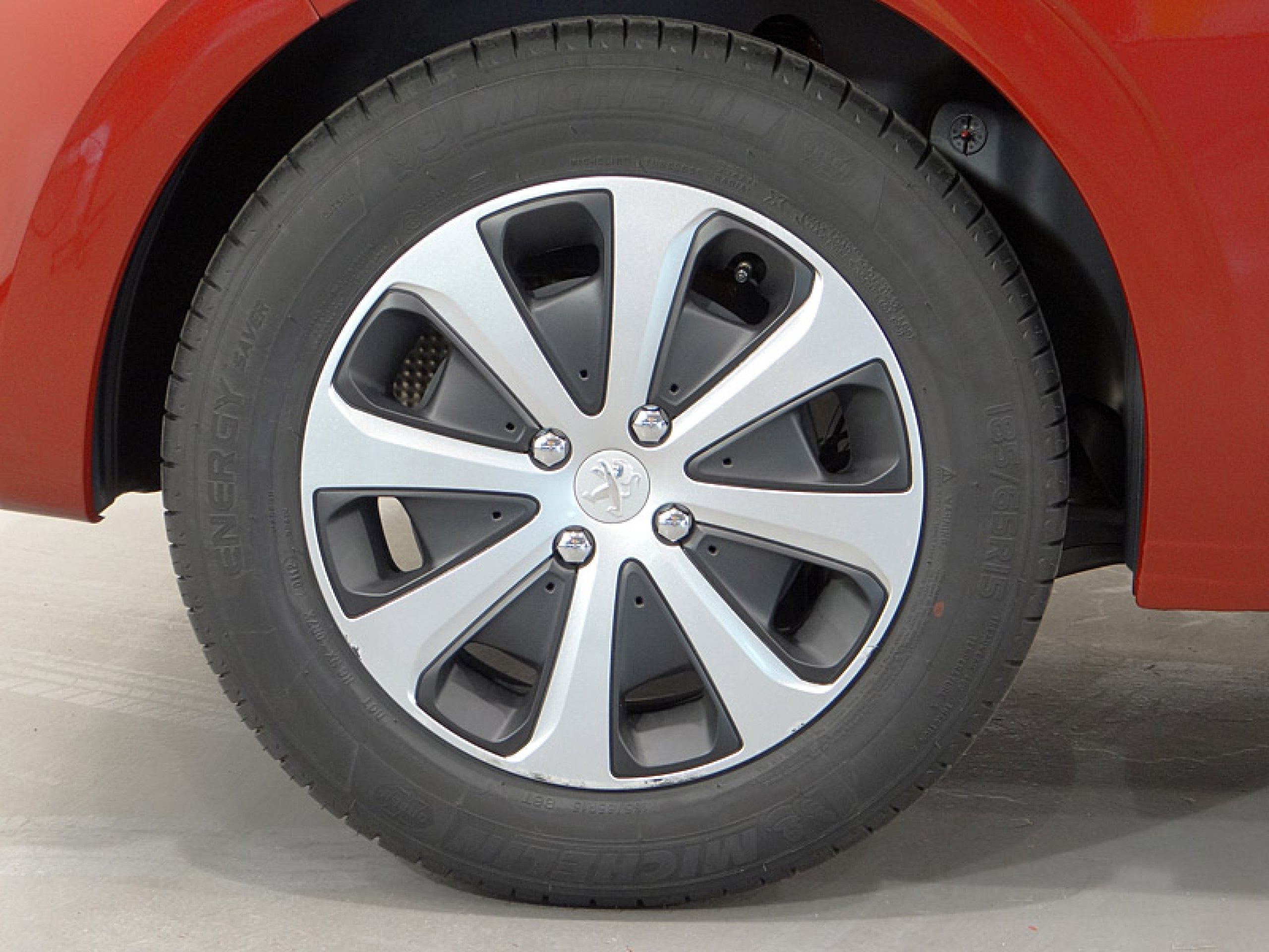 Foto Peugeot 208 38