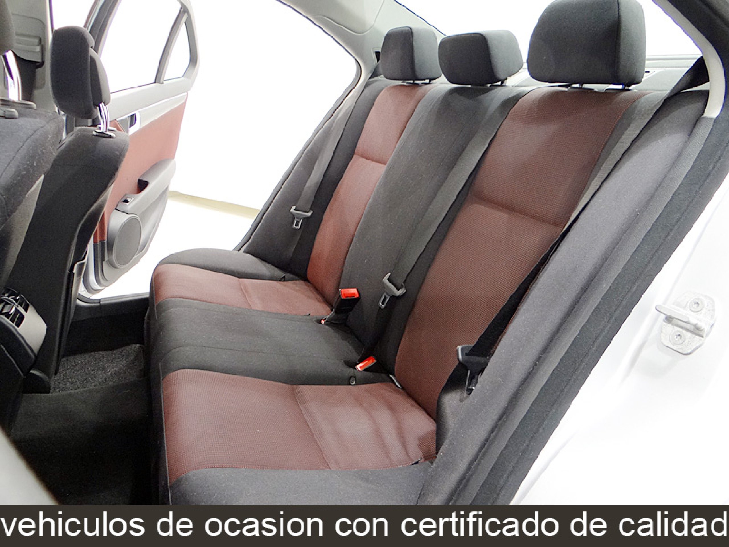 Foto Mercedes-Benz C 200 21