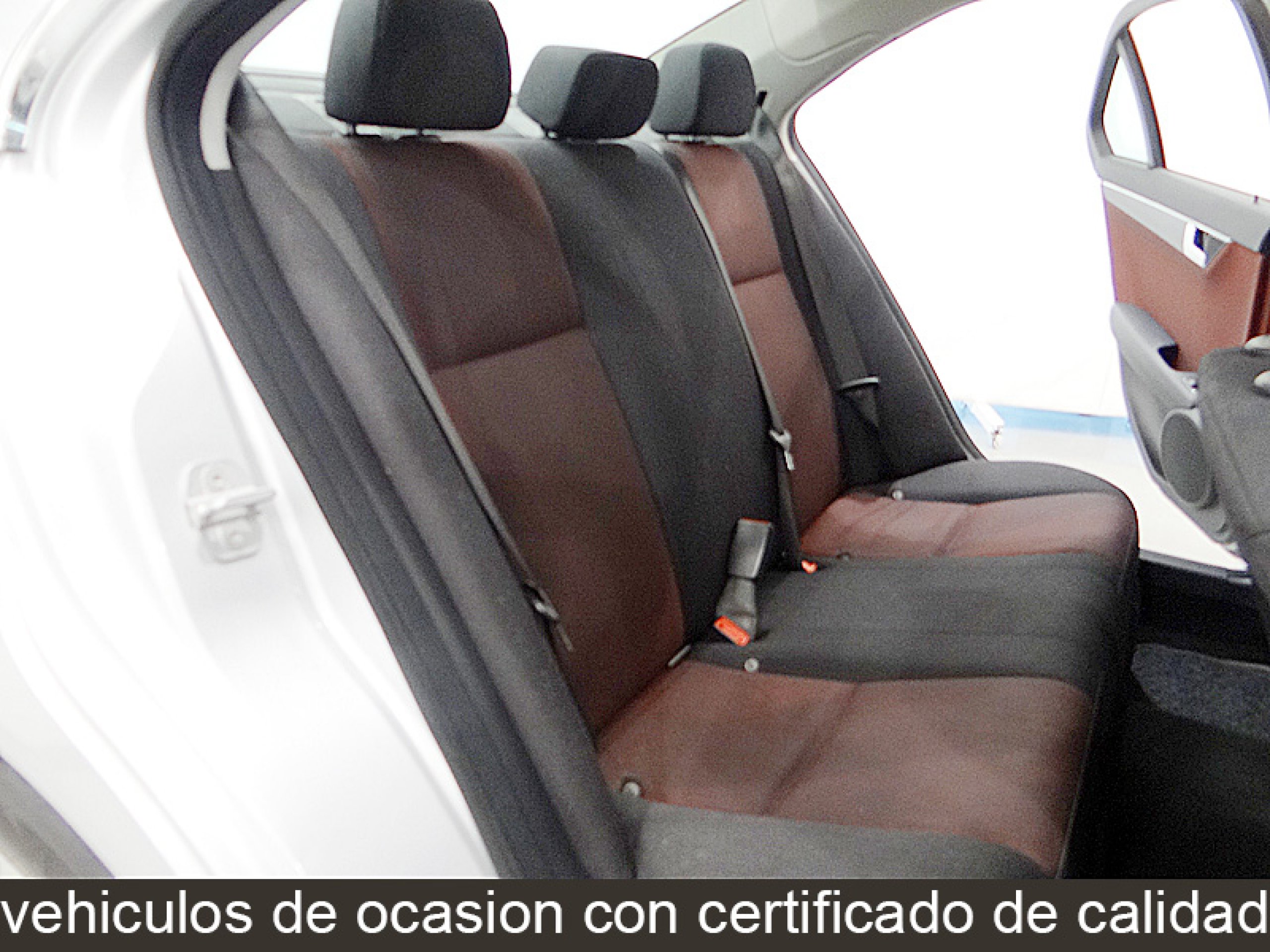 Foto Mercedes-Benz C 200 22