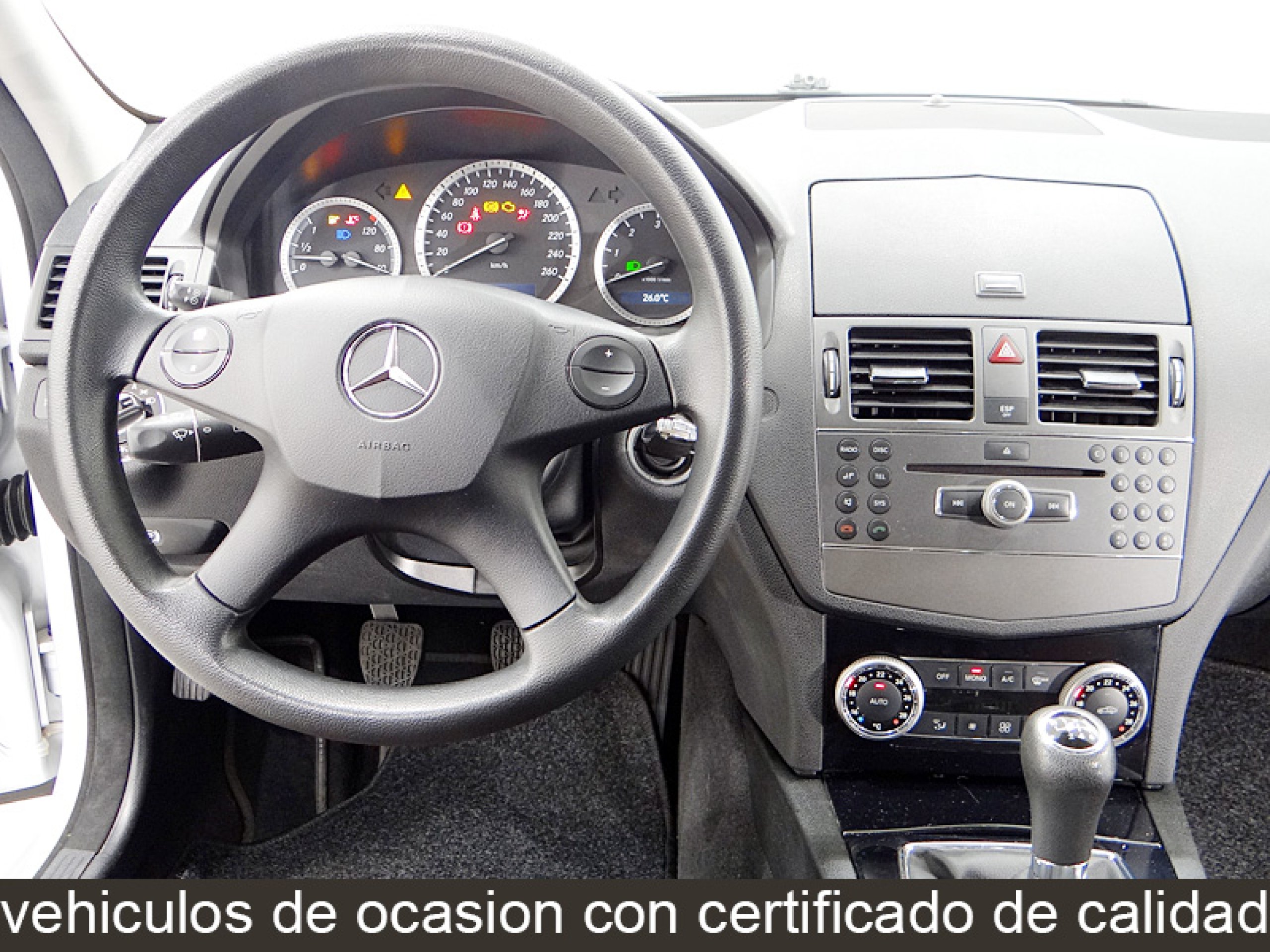 Foto Mercedes-Benz C 200 27