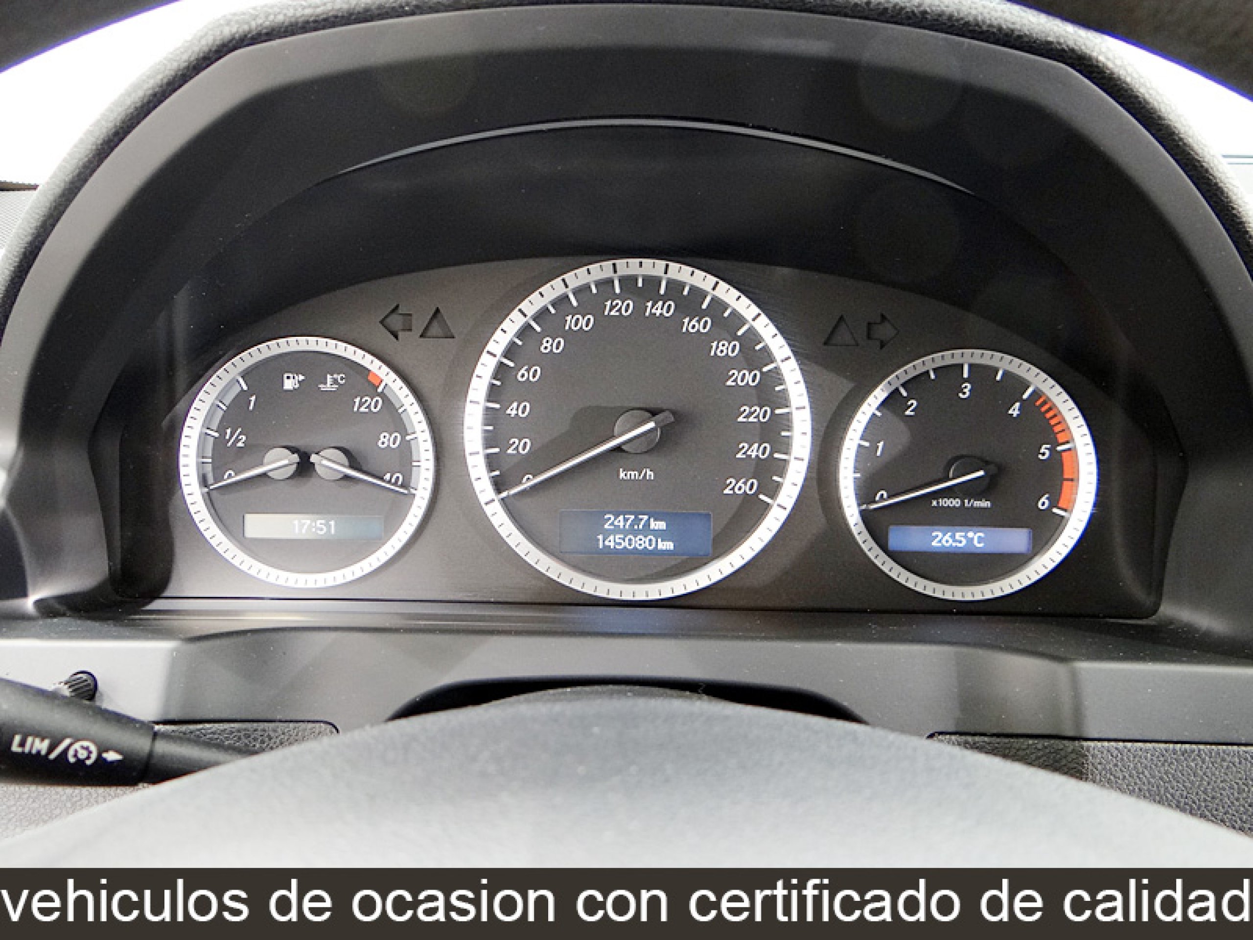 Foto Mercedes-Benz C 200 29