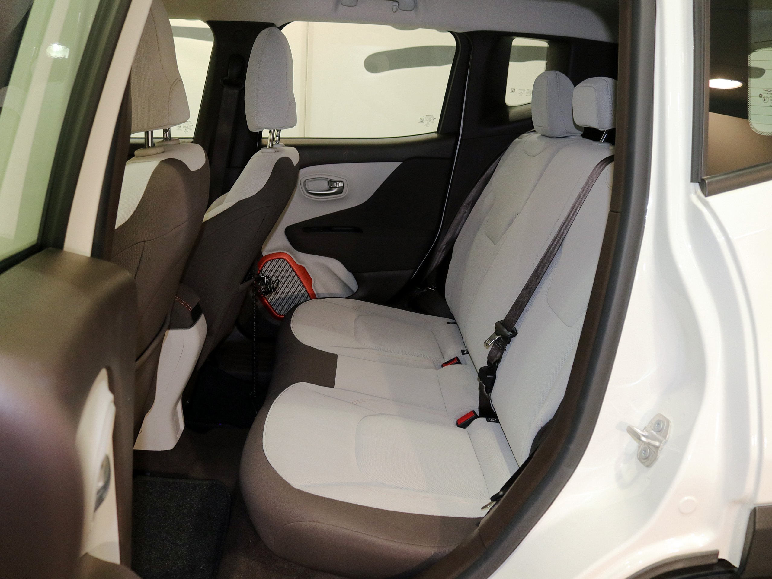 Foto Jeep Renegade 17