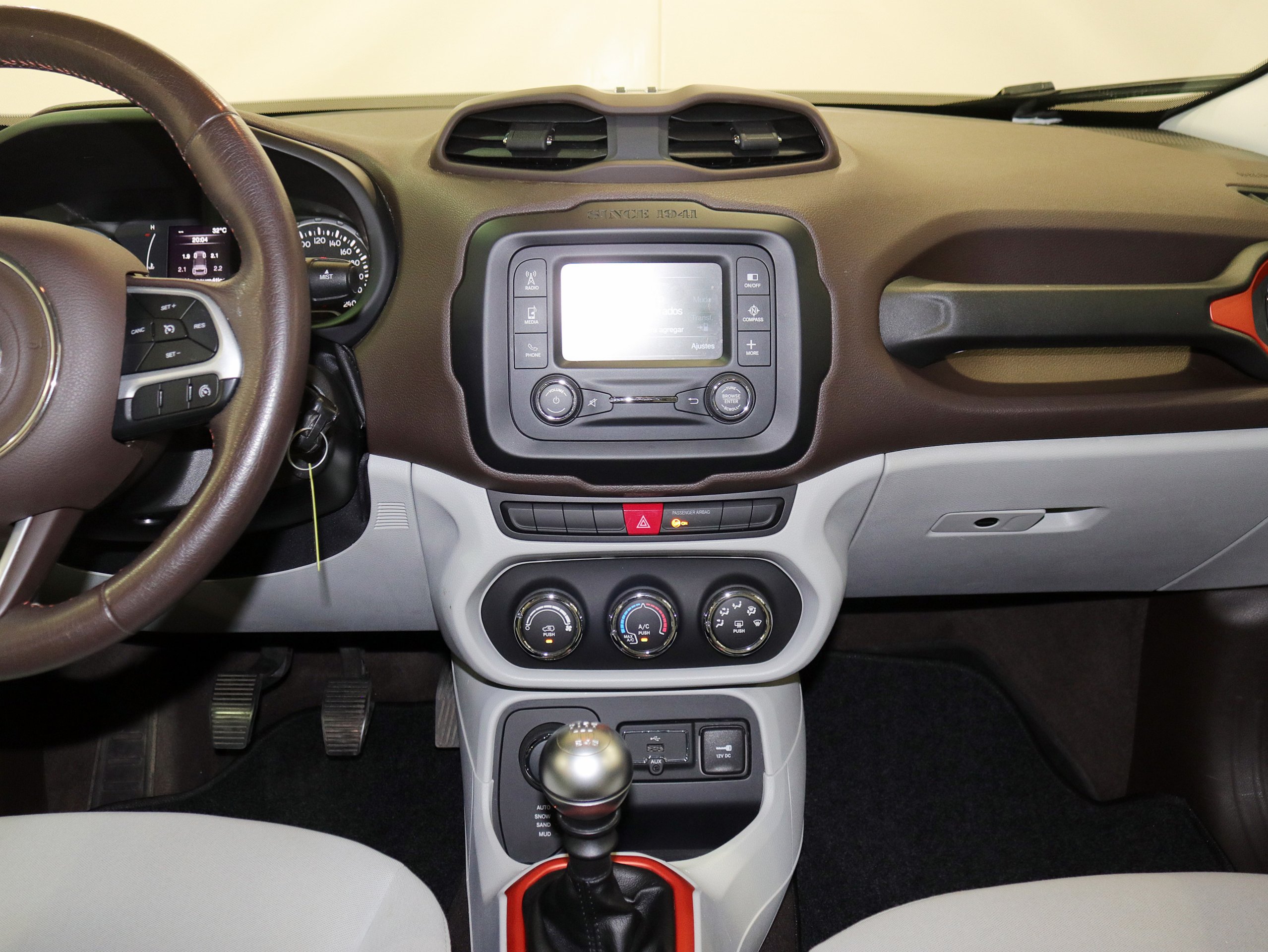 Foto Jeep Renegade 24