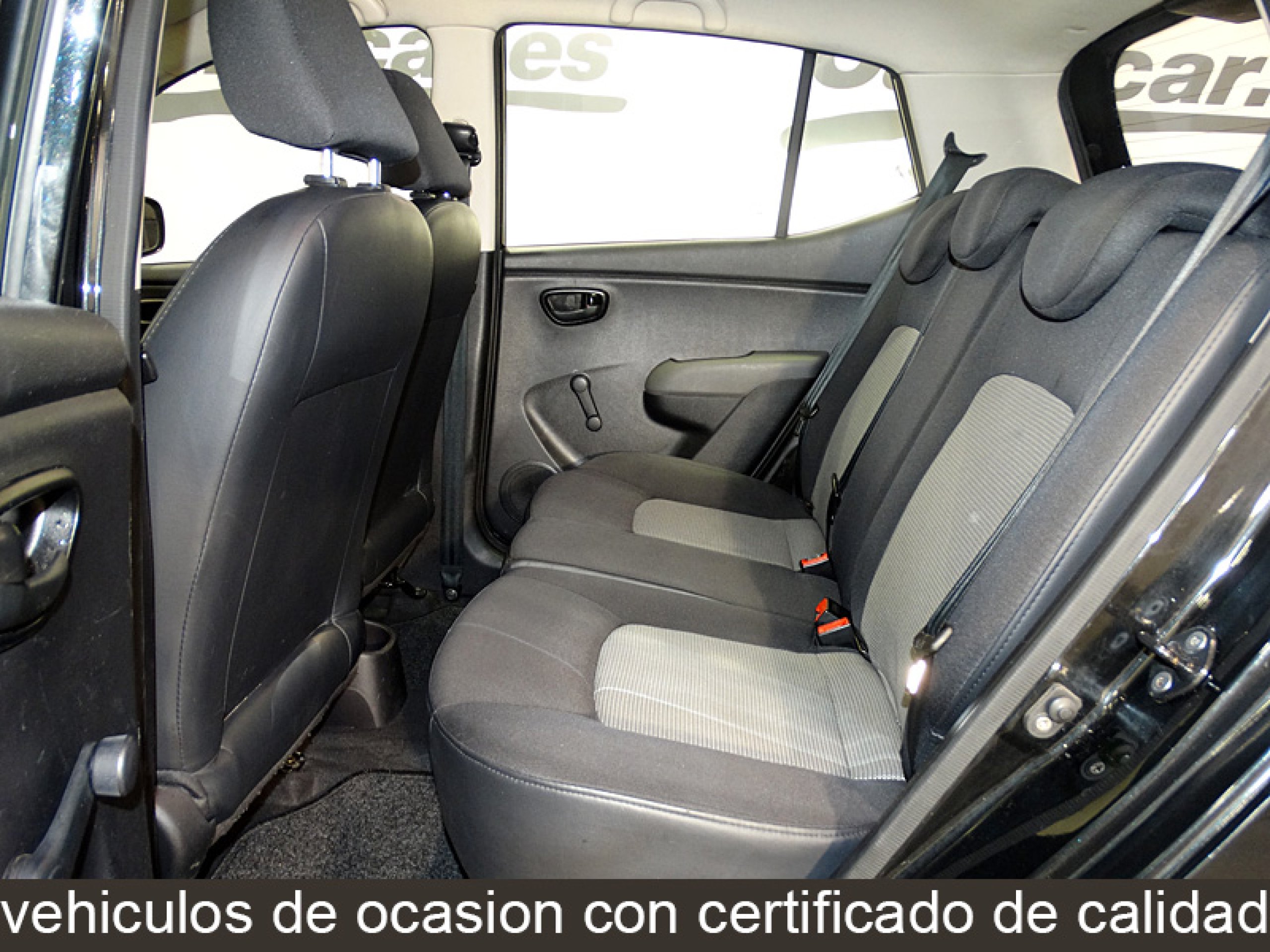 Foto Hyundai i10 12