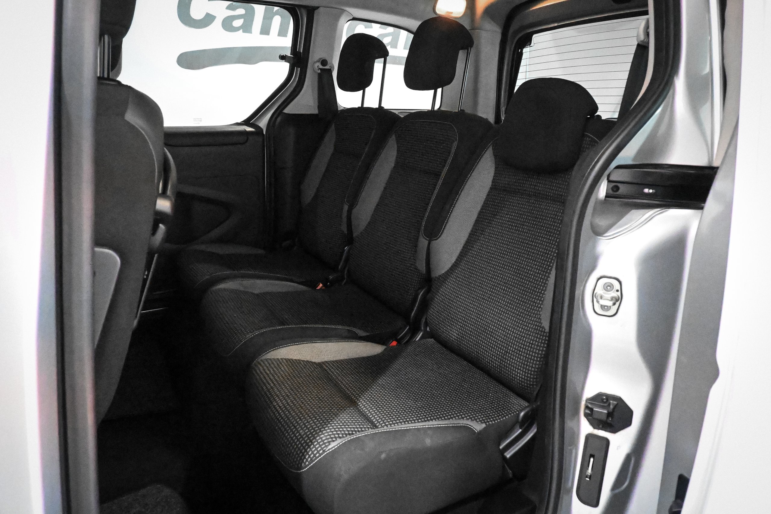 Foto Peugeot PARTNER TEPEE  12