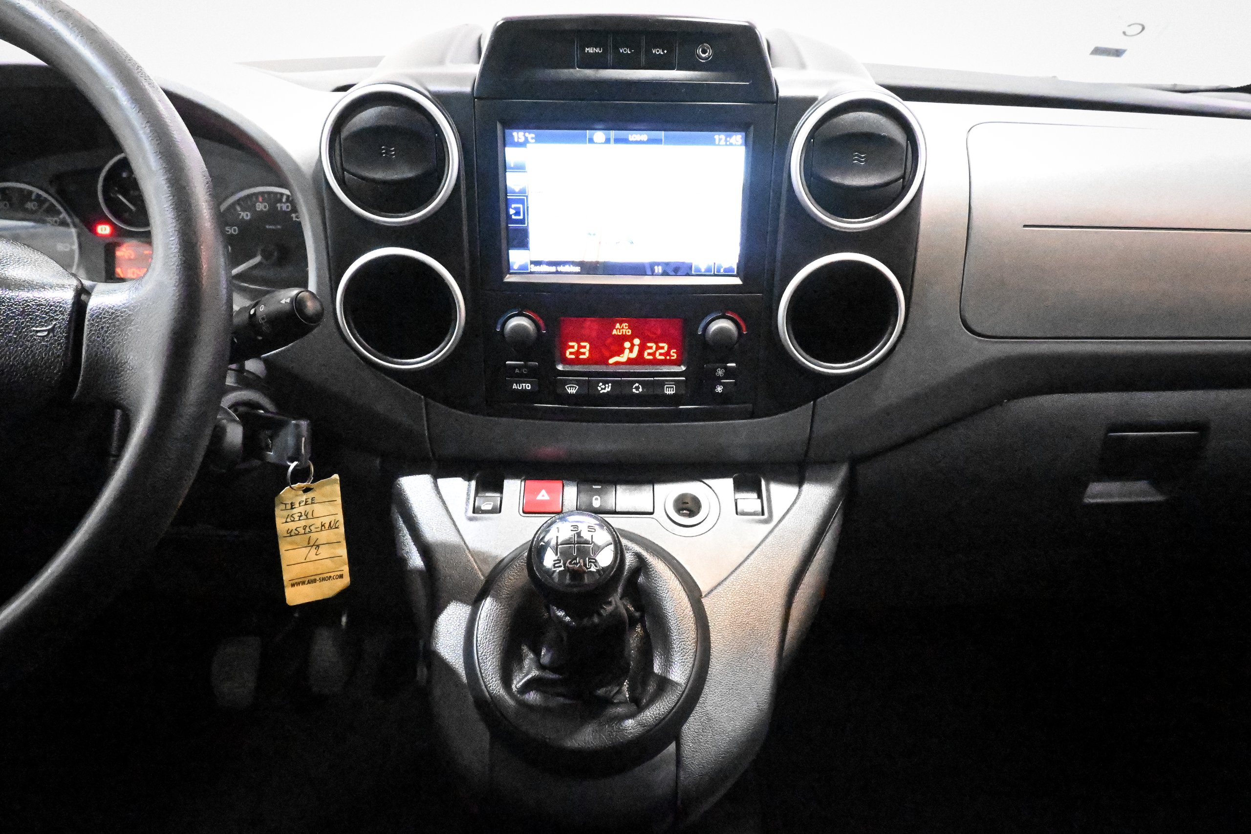 Foto Peugeot PARTNER TEPEE  23