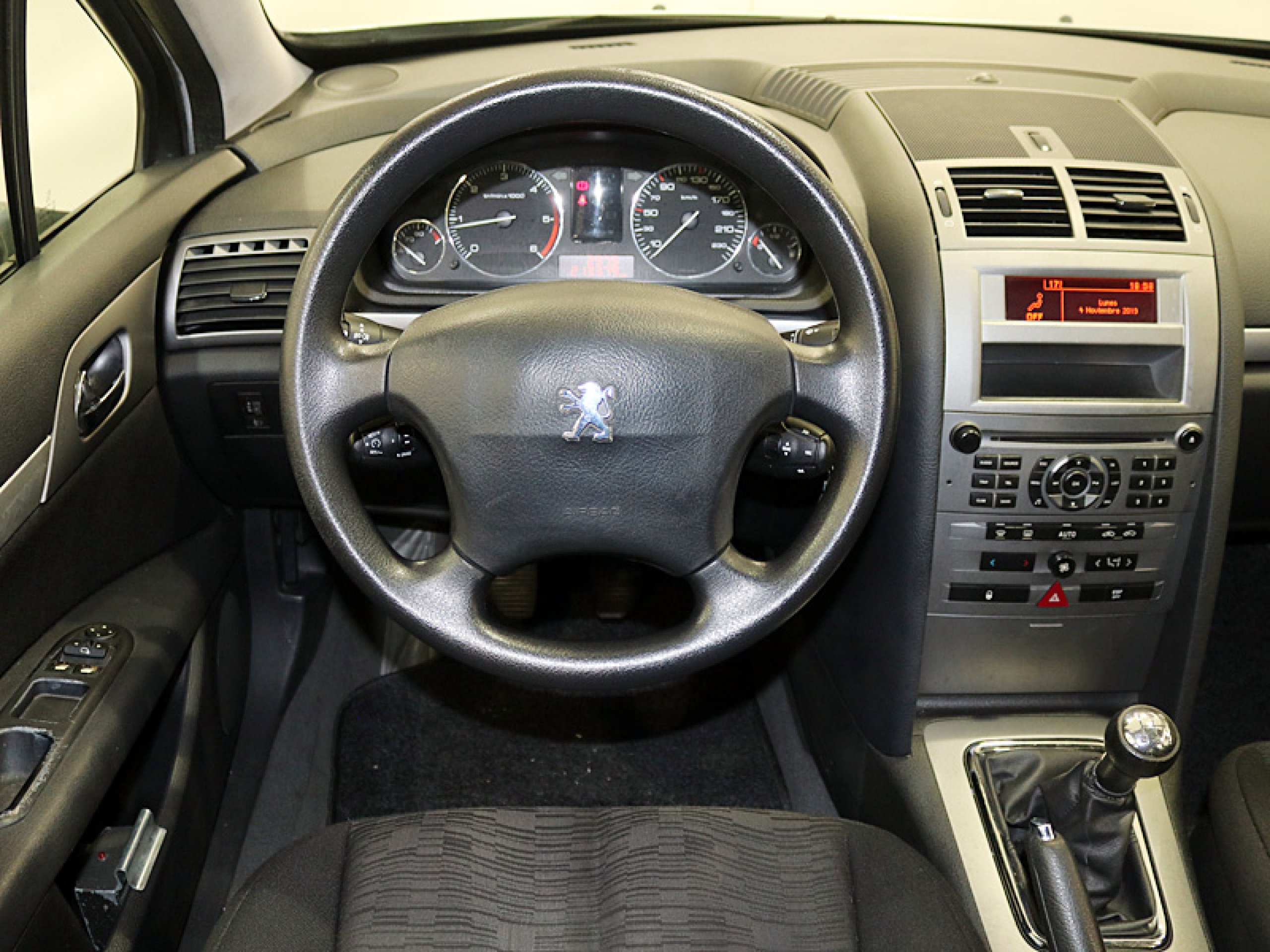 Foto Peugeot 407 16