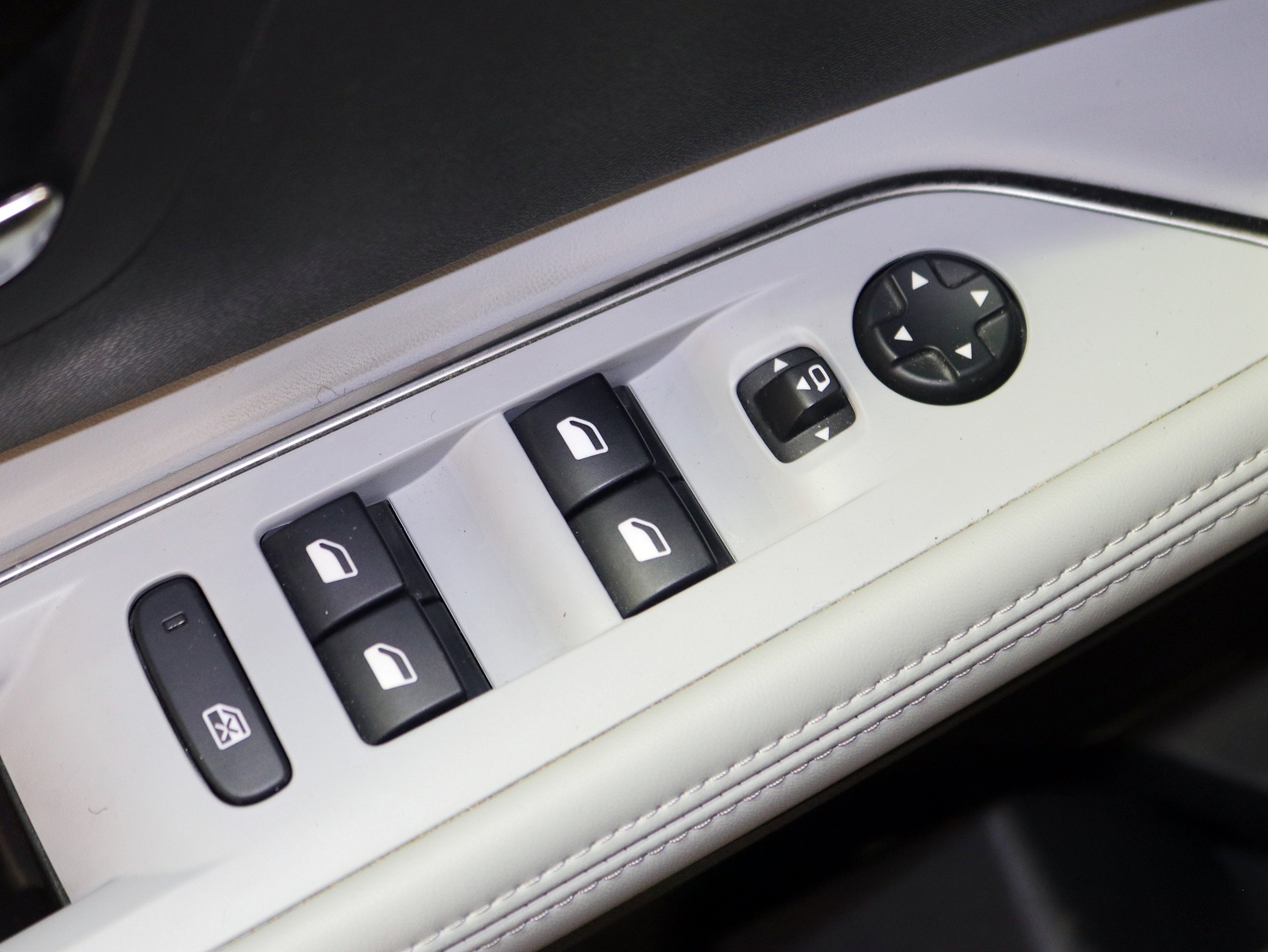 Foto Peugeot 5008 28