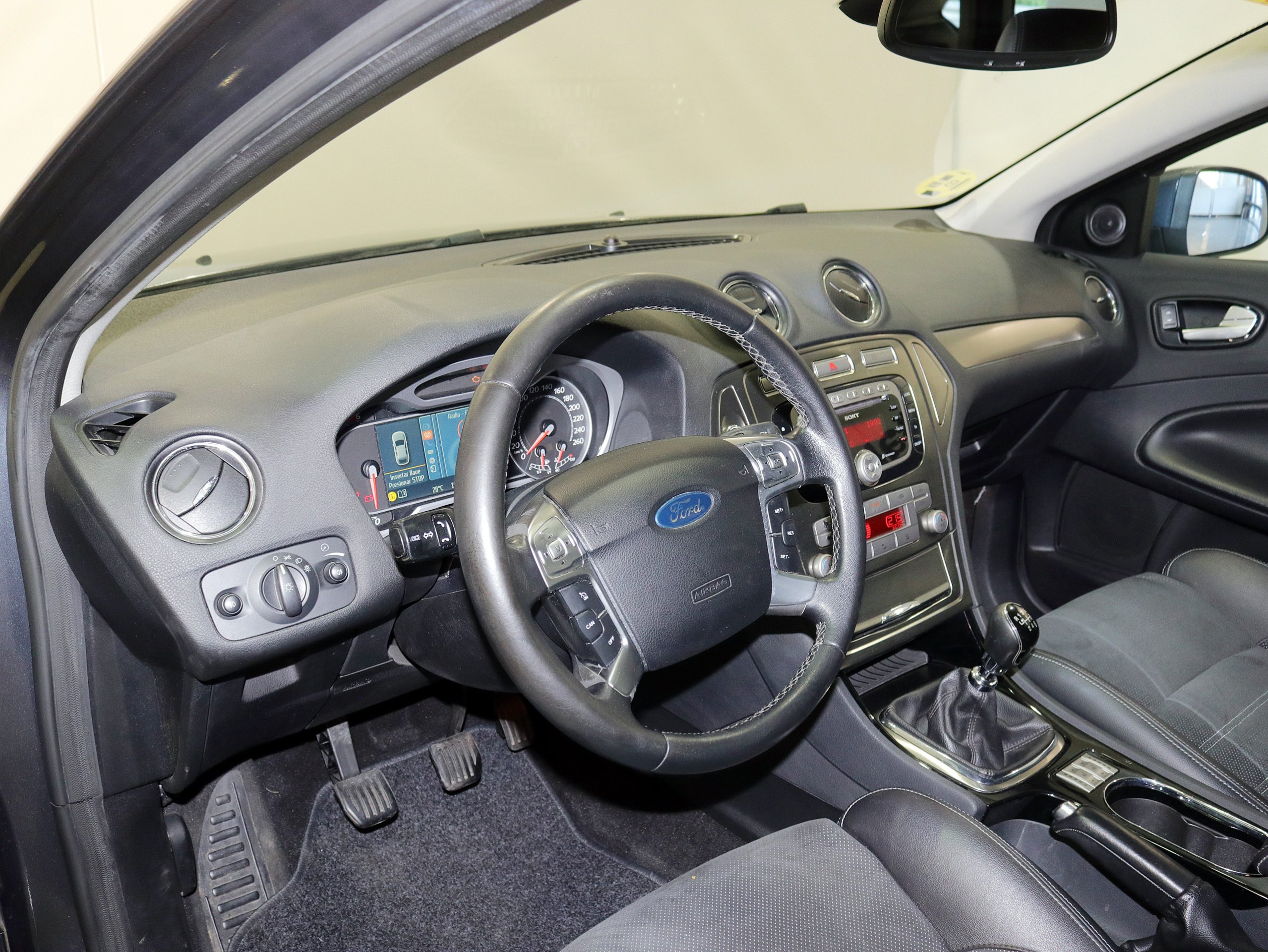 Foto Ford Mondeo 18 Foto Ford Mondeo 18