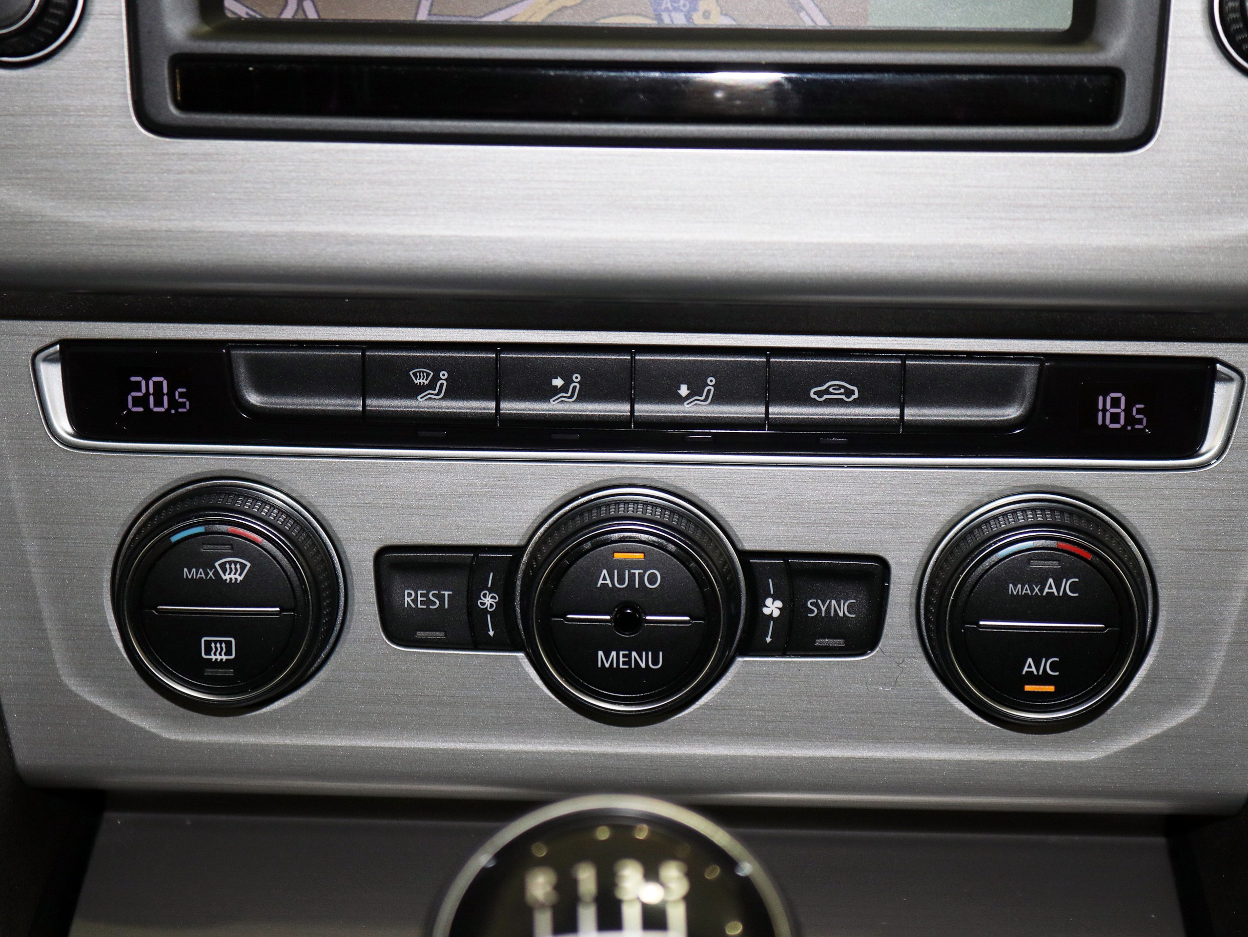 Foto Volkswagen Passat 34