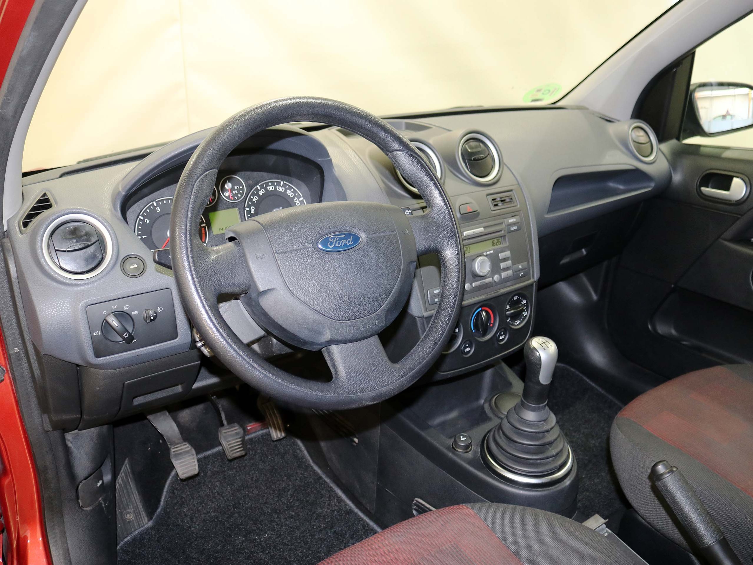 Foto Ford Fiesta 13