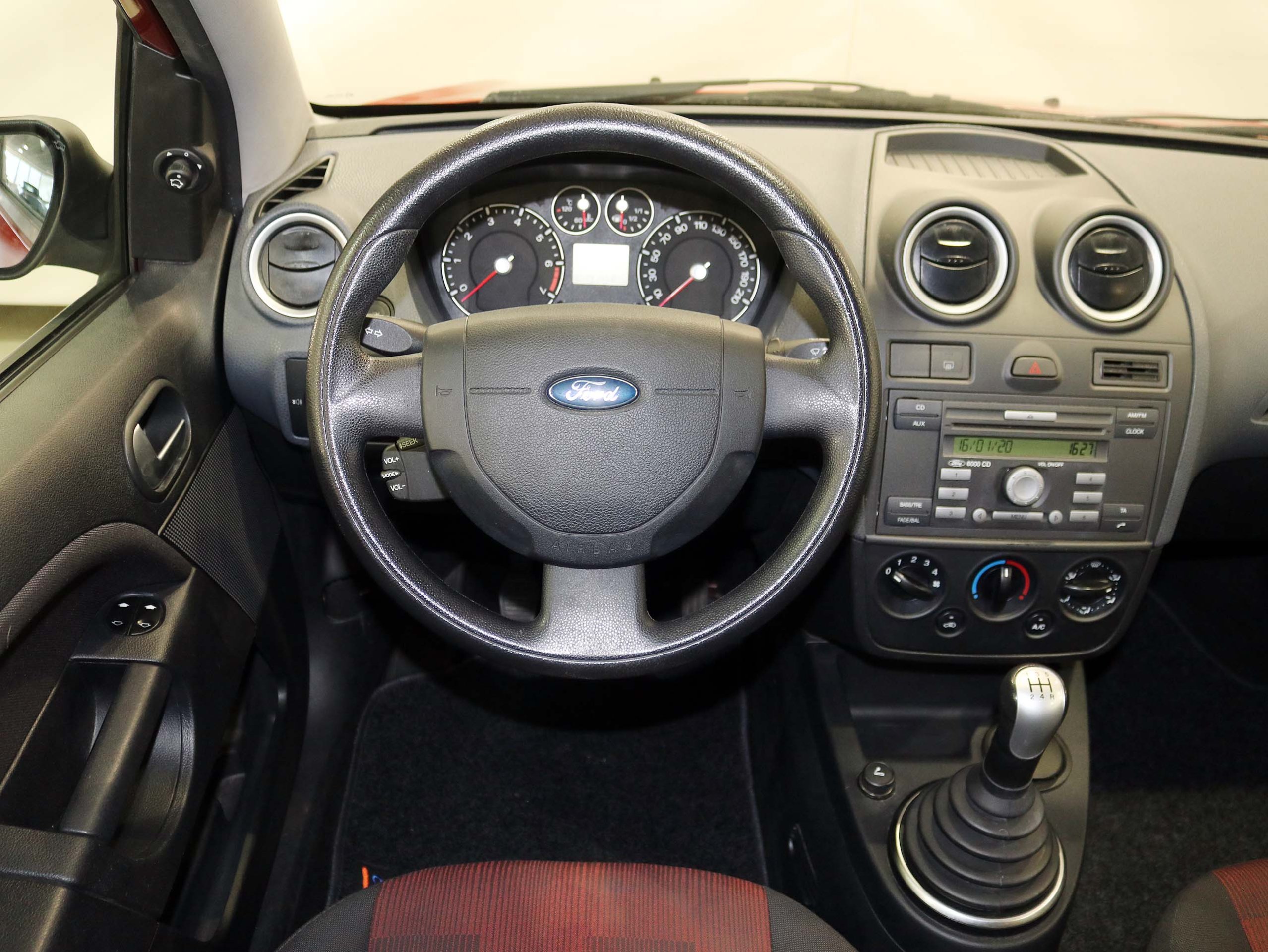 Foto Ford Fiesta 15