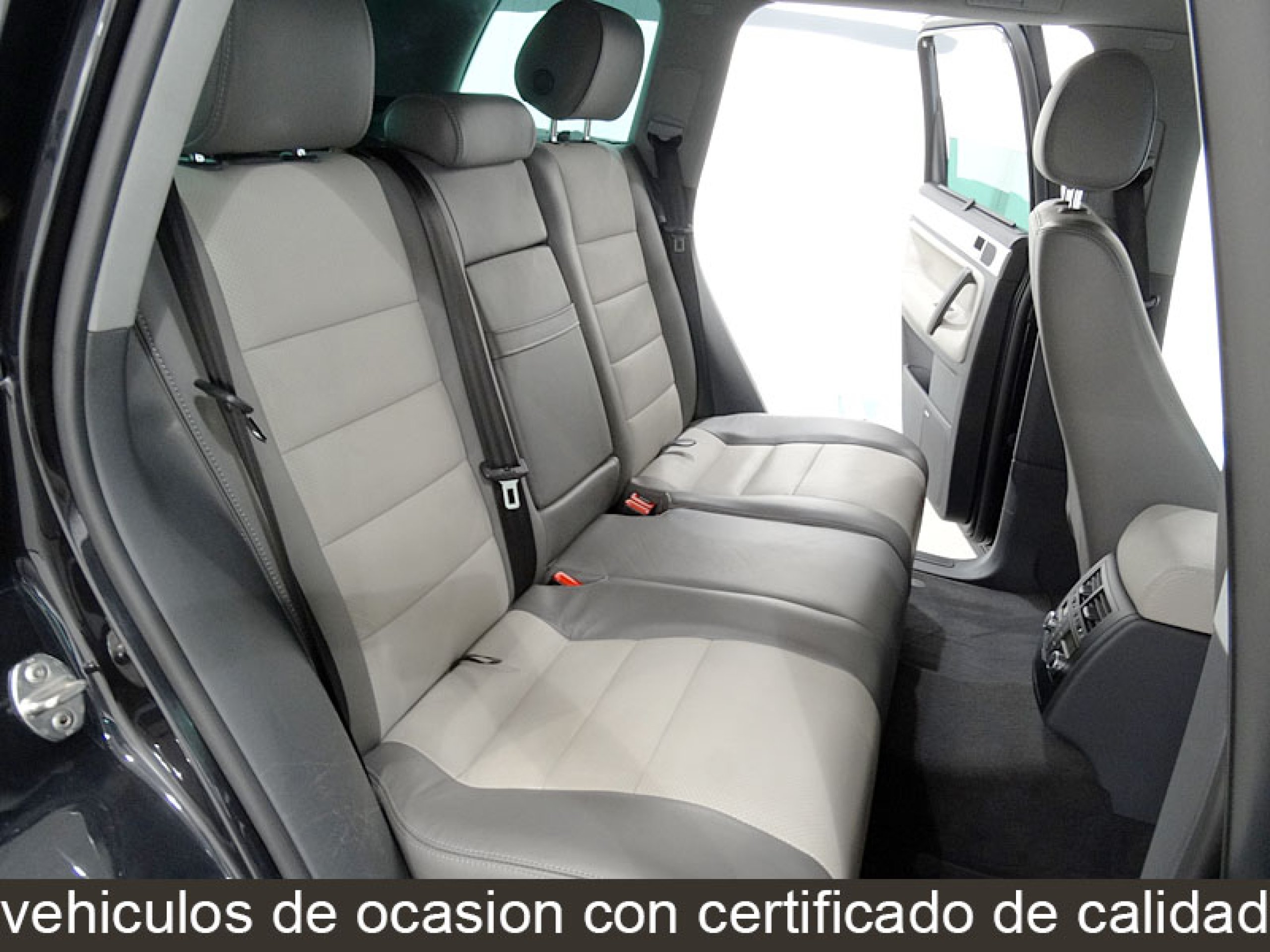 Foto Volkswagen Touareg 24