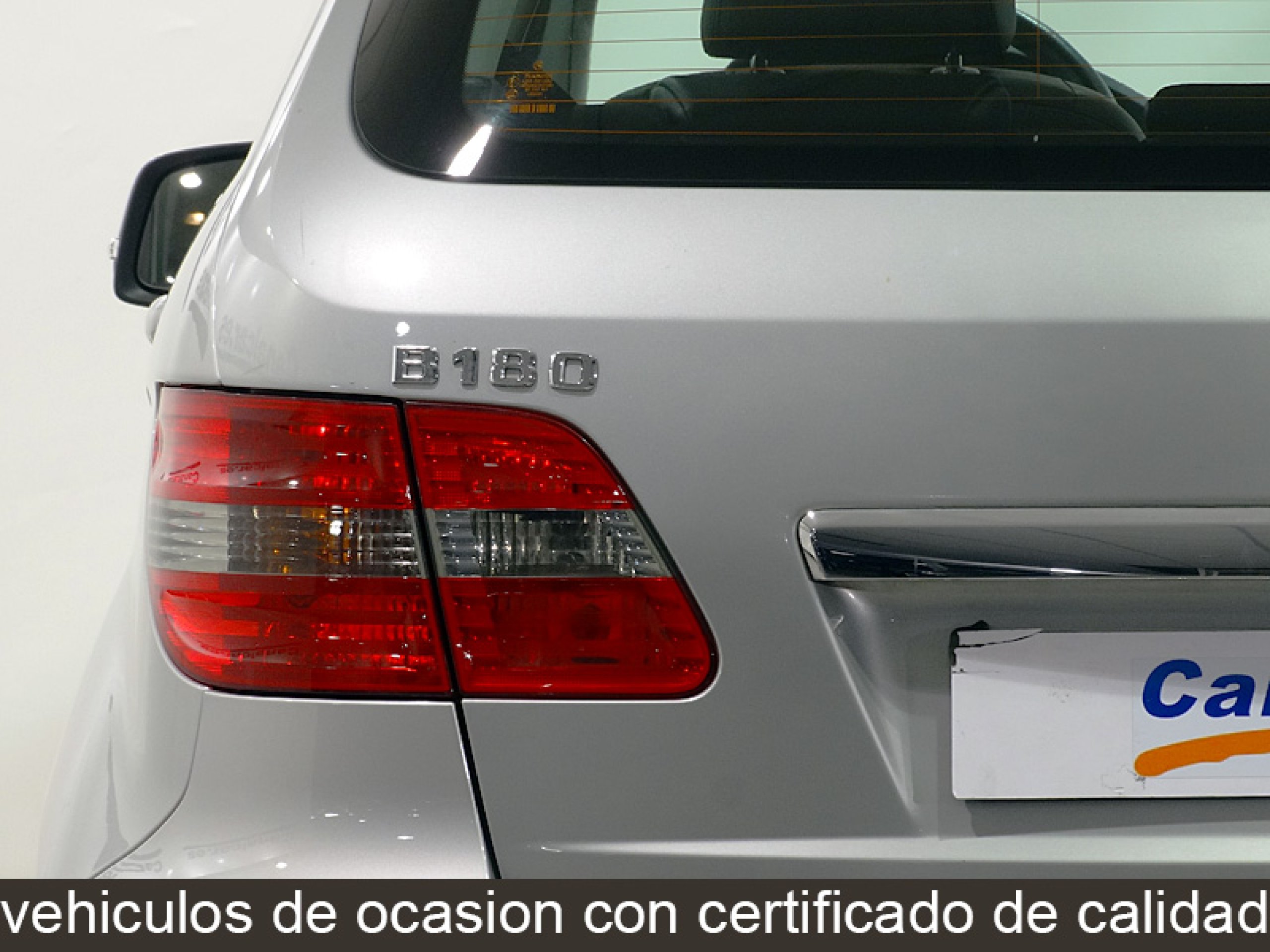 Foto Mercedes-Benz B 180 13