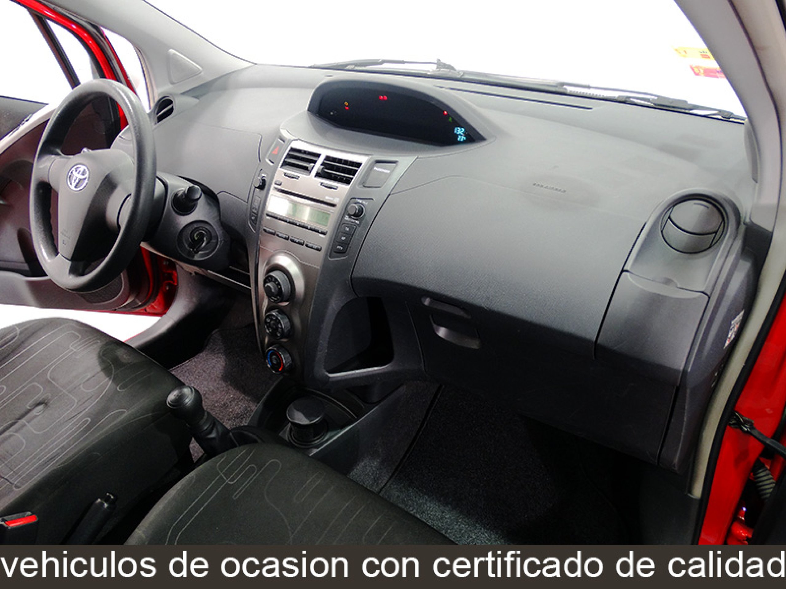 Foto Toyota Yaris 24