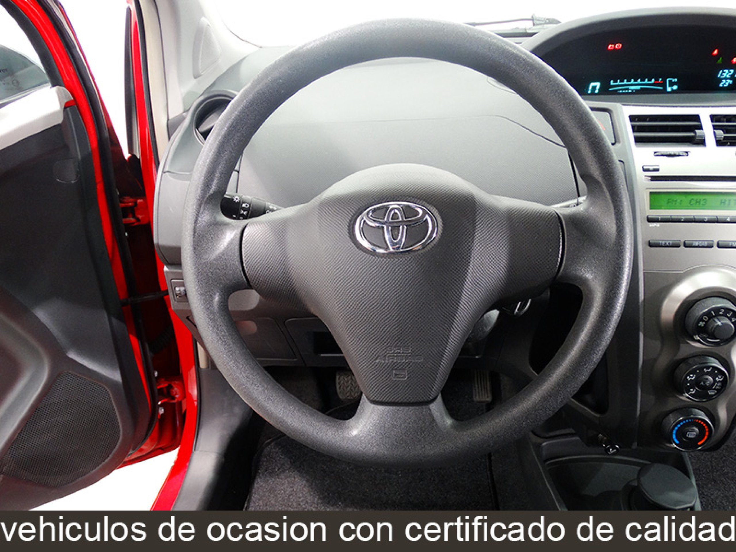 Foto Toyota Yaris 26
