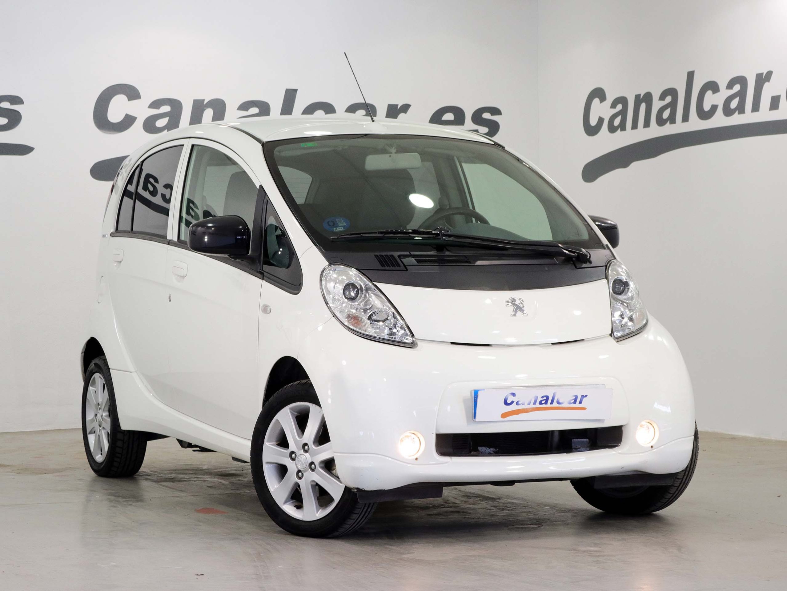 Foto Peugeot iOn 5