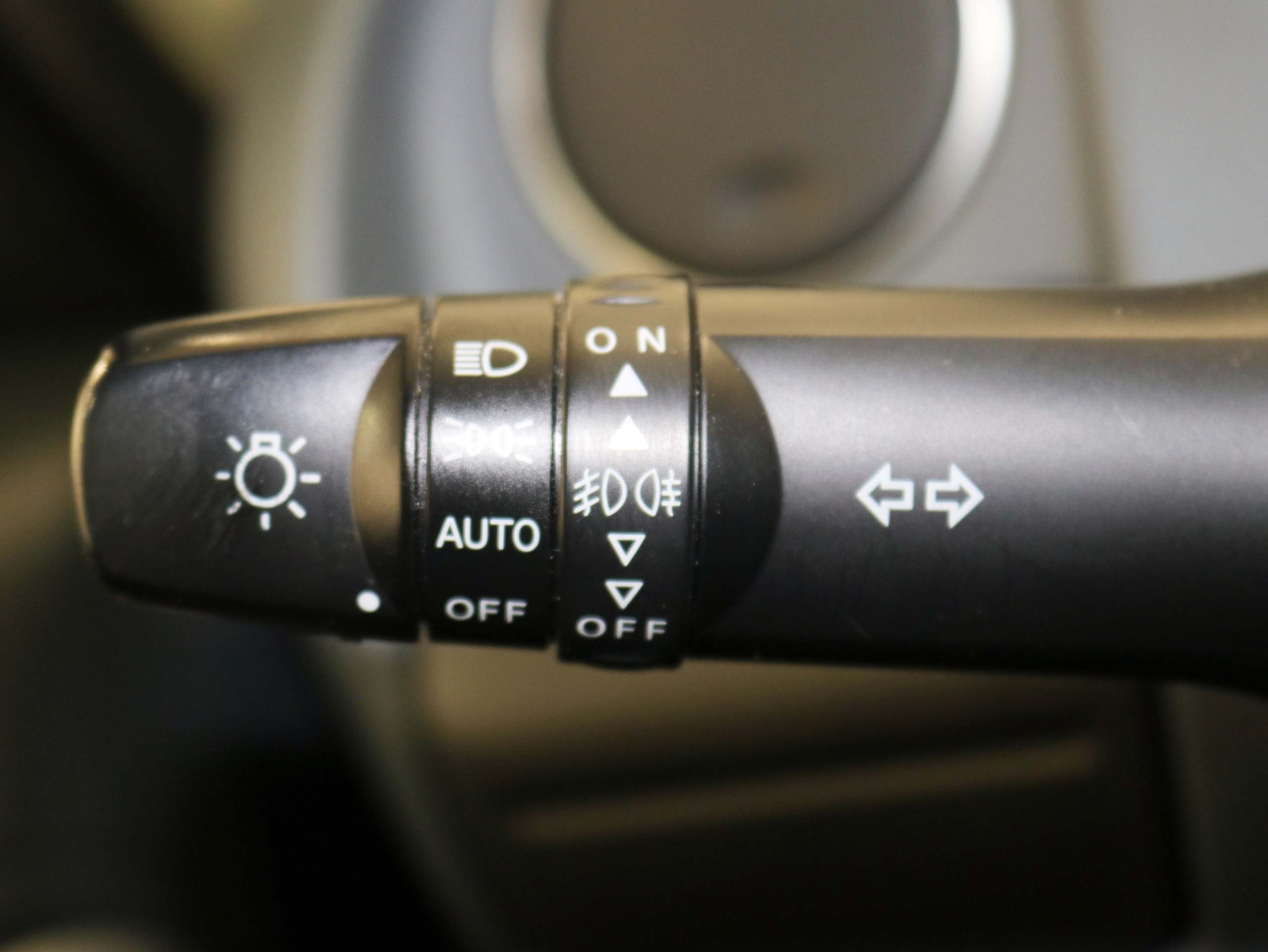 Foto Peugeot iOn 26