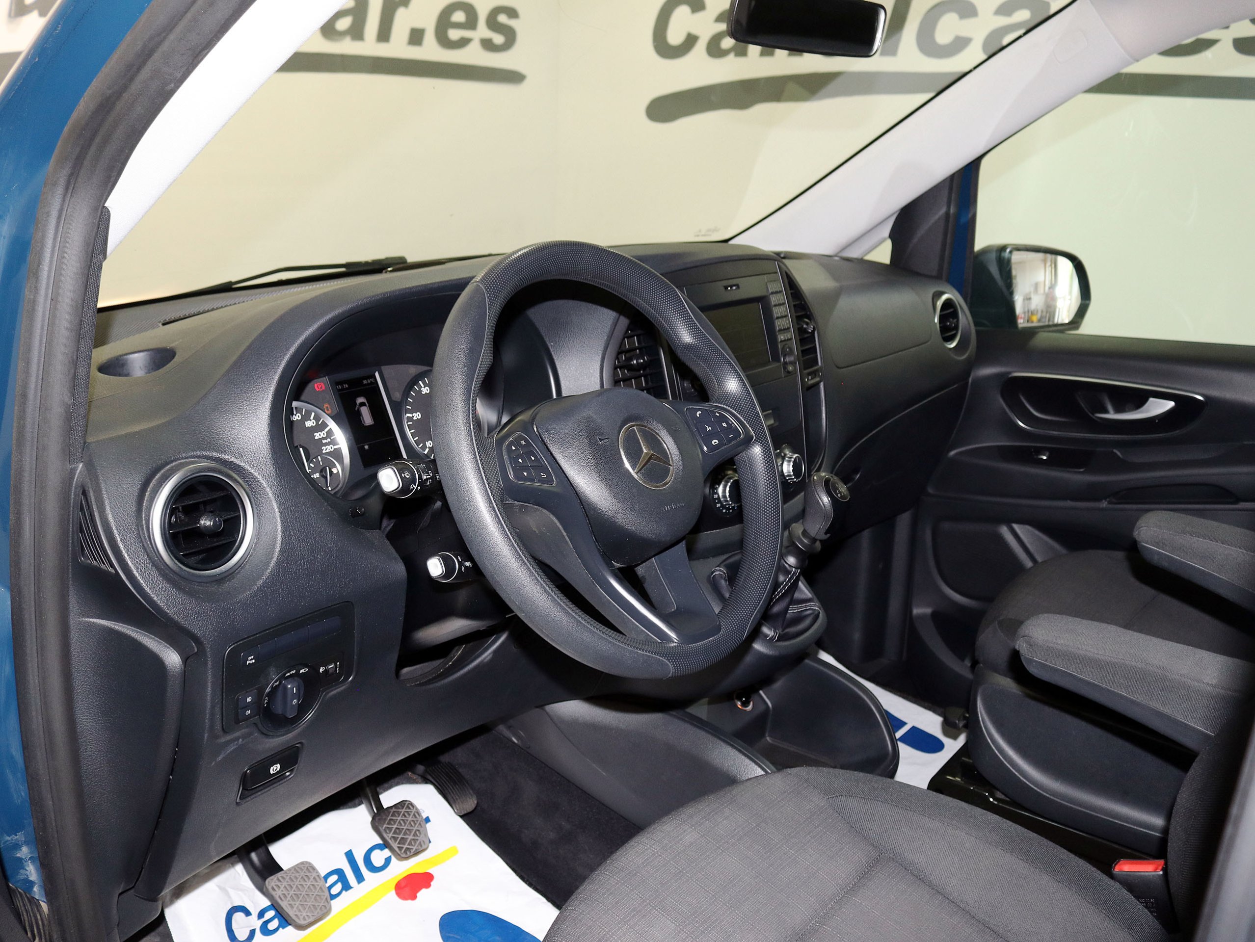 Foto Mercedes-Benz Vito 17