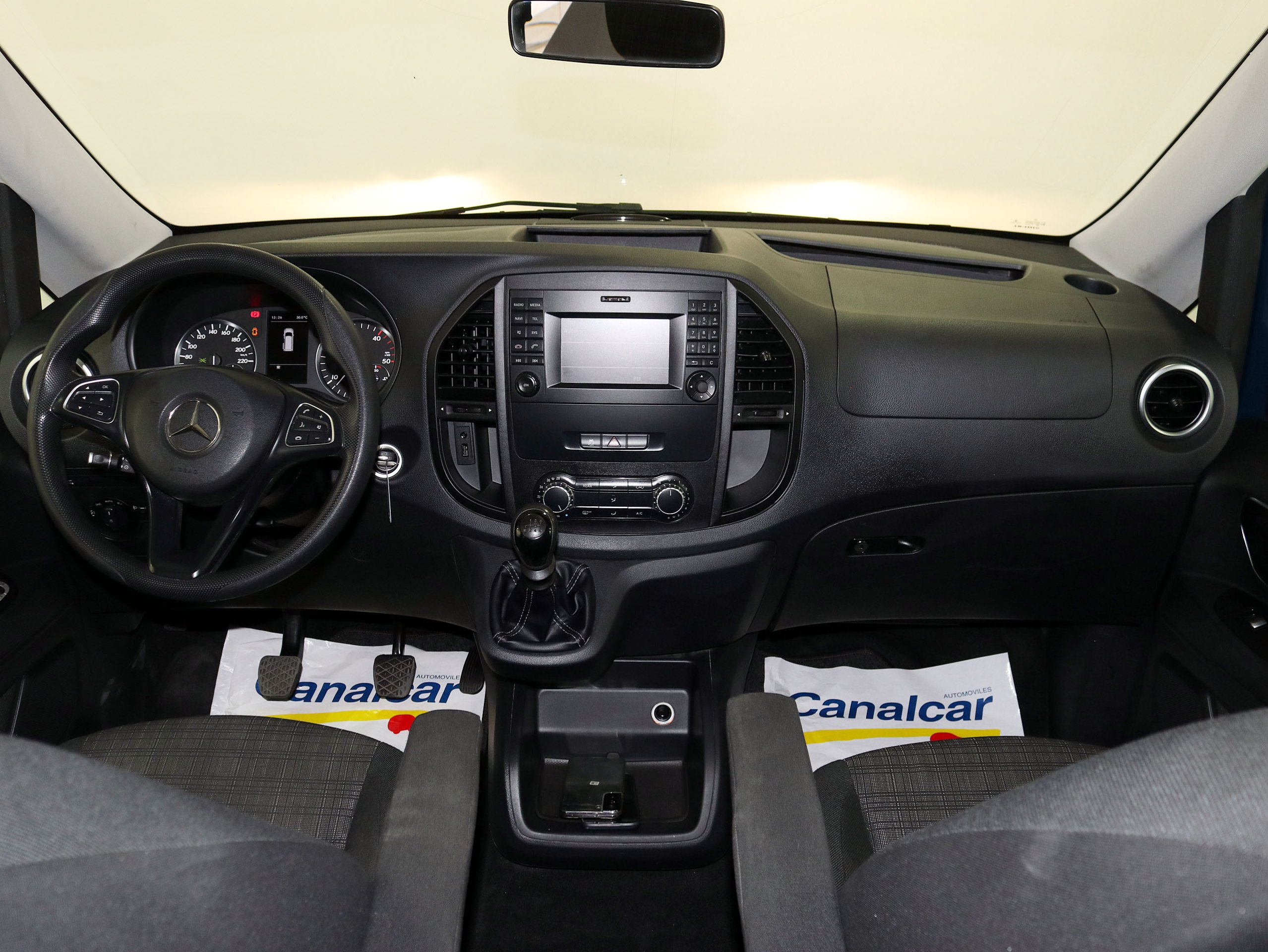 Foto Mercedes-Benz Vito 18
