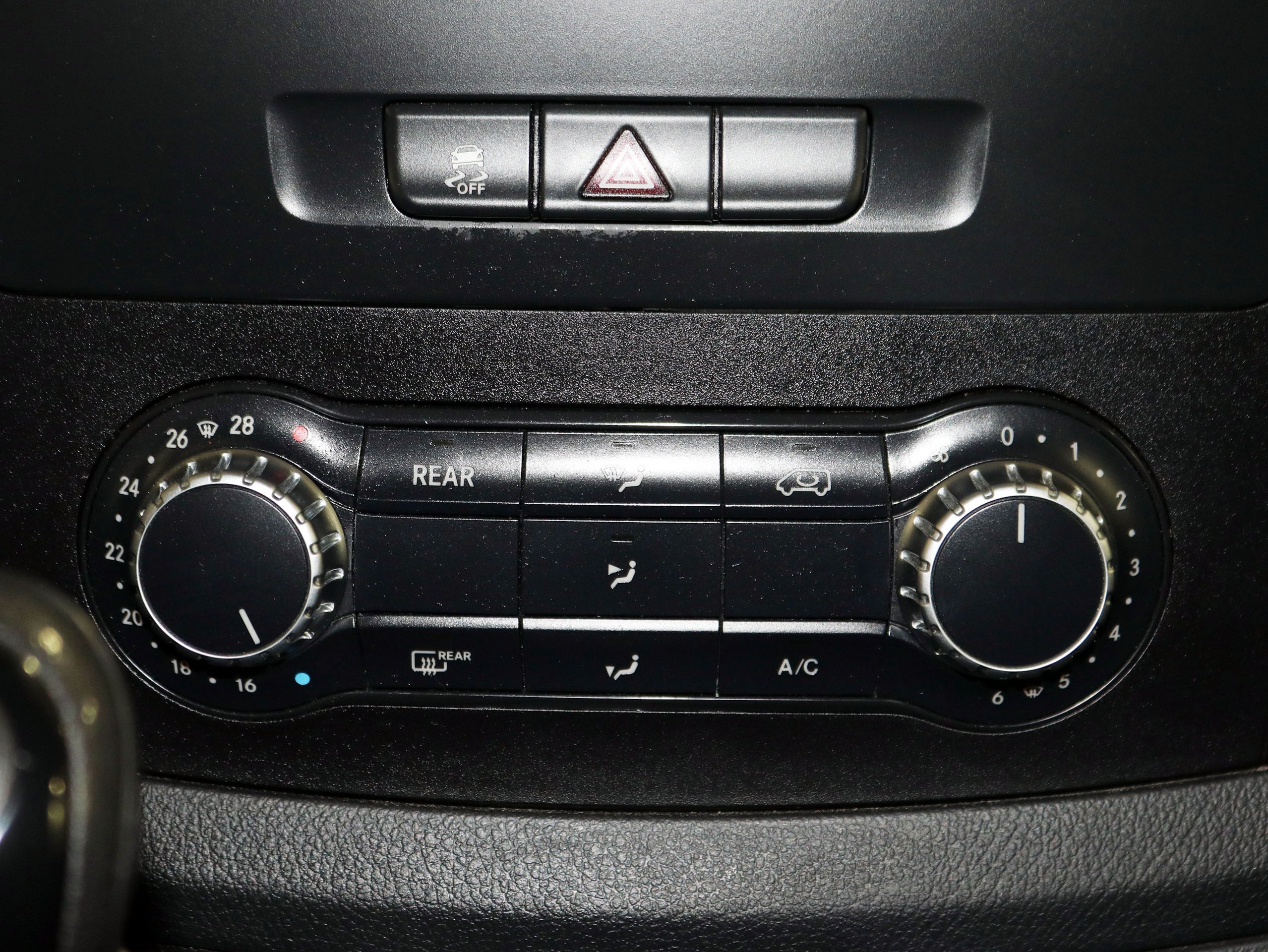 Foto Mercedes-Benz Vito 22